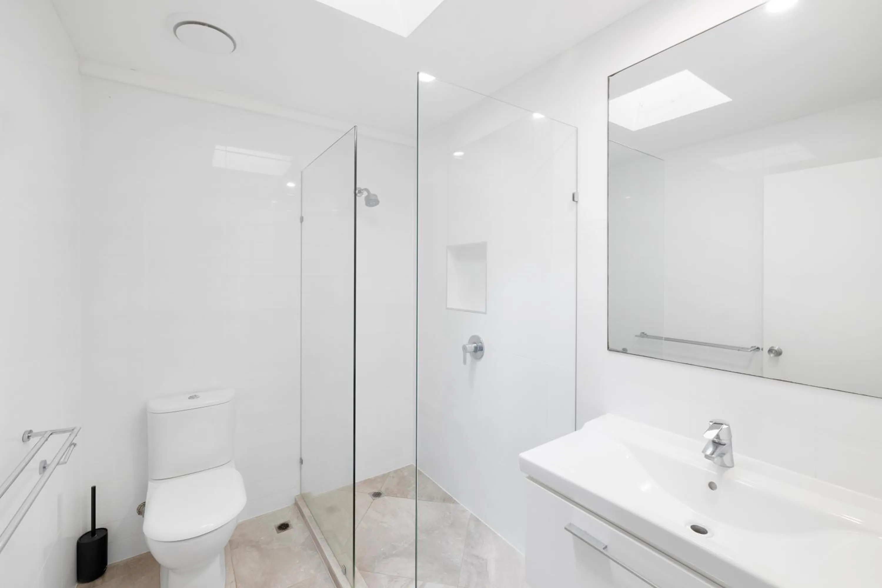 Bathroom in Beach Breakers Resort