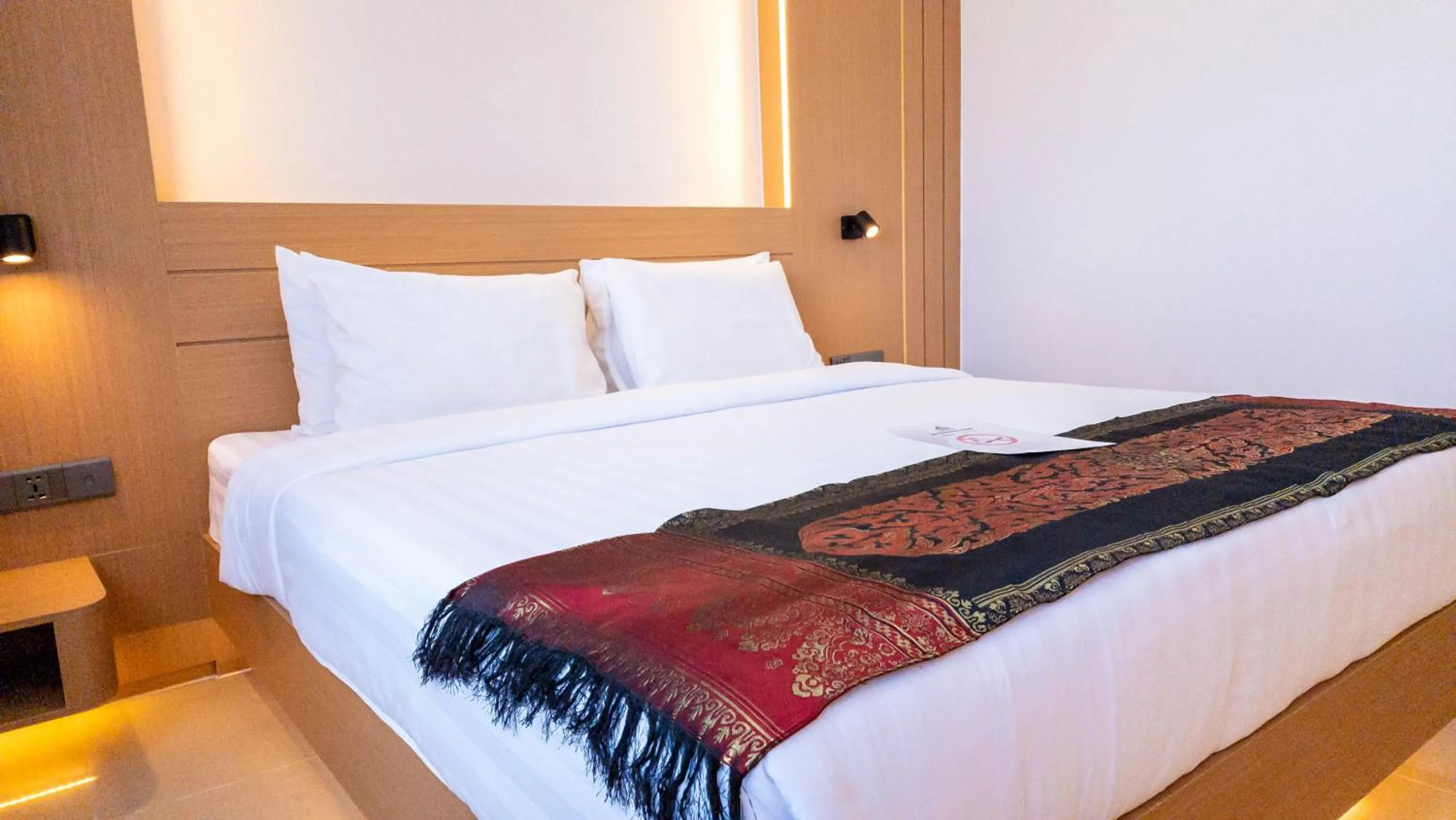 Bed in Silver Mounts Hotel