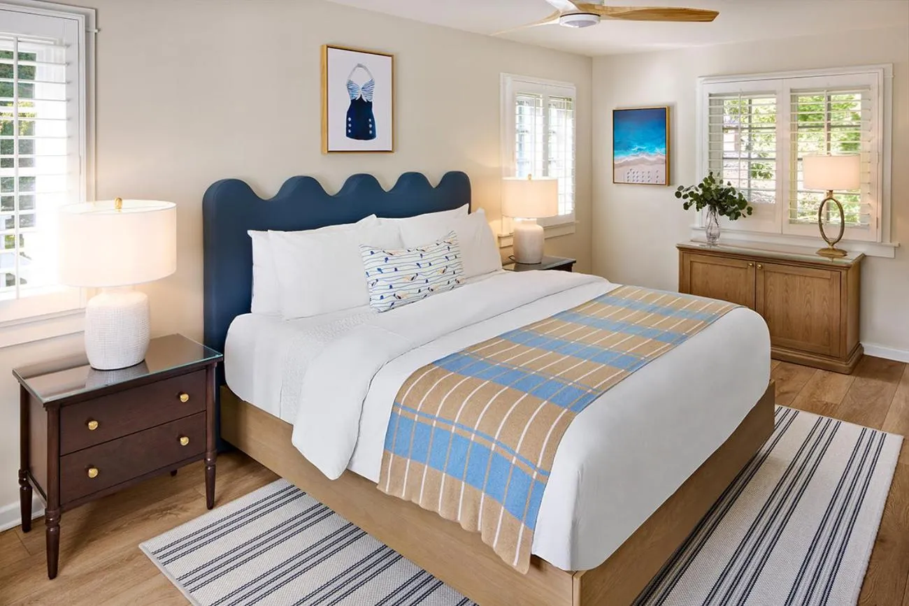 Bed in Channel Road Inn, A Four Sisters Inn