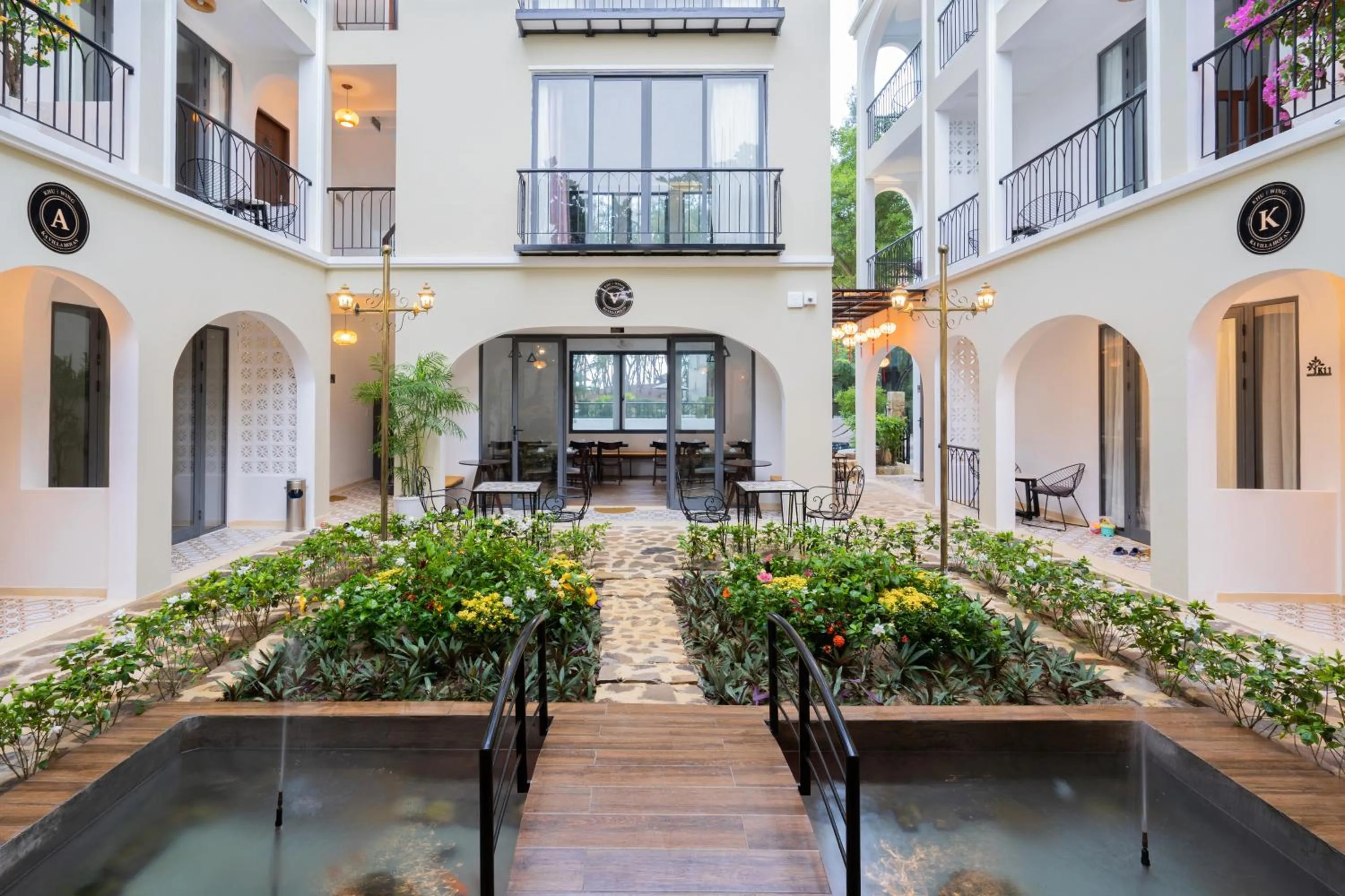 Garden in KA VILLA - AN BANG BEACH, Free pick up 3 nights