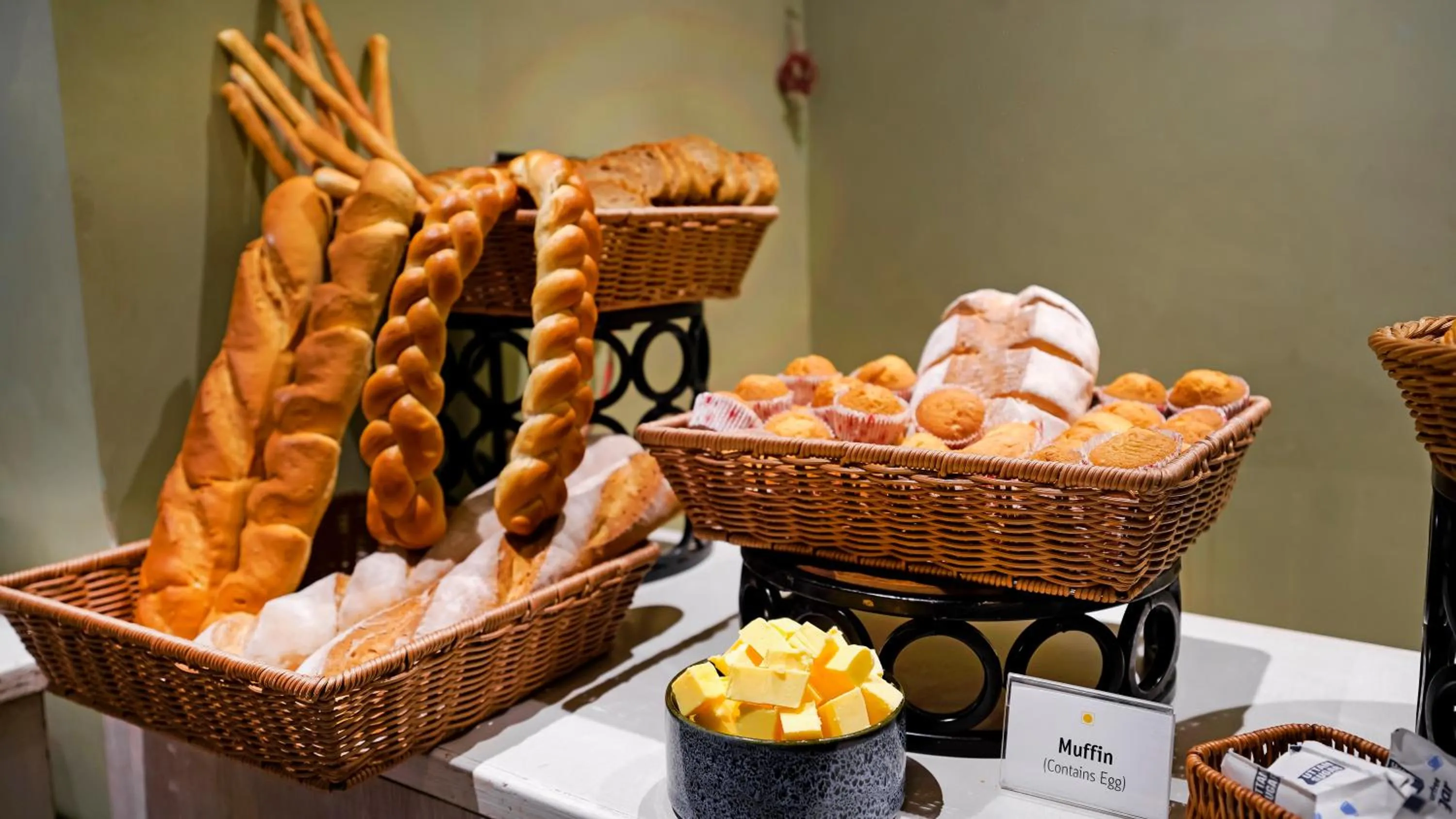 Buffet breakfast in Hotel Ajanta - Colonial Charm Award Winning Luxury Hotel in the Heart of the City