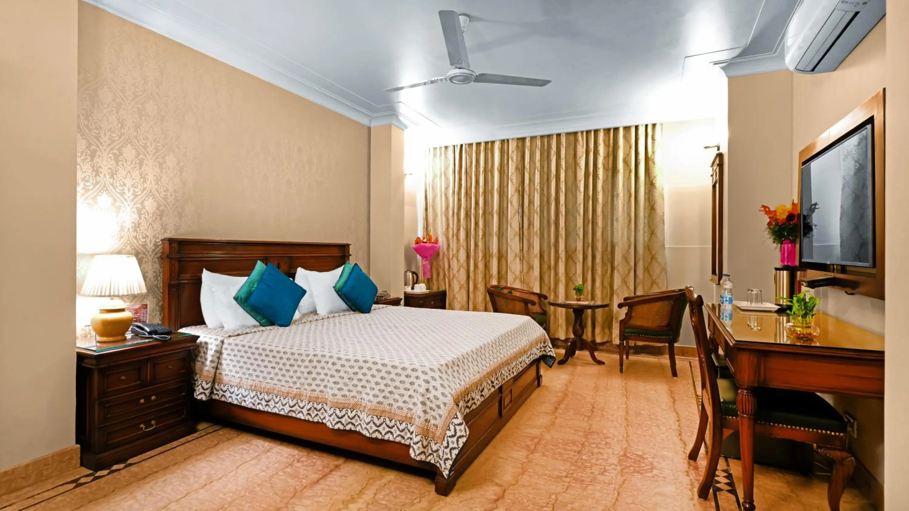 Photo of the whole room, Bed in Hotel Ajanta - Colonial Charm Award Winning Luxury Hotel in the Heart of the City
