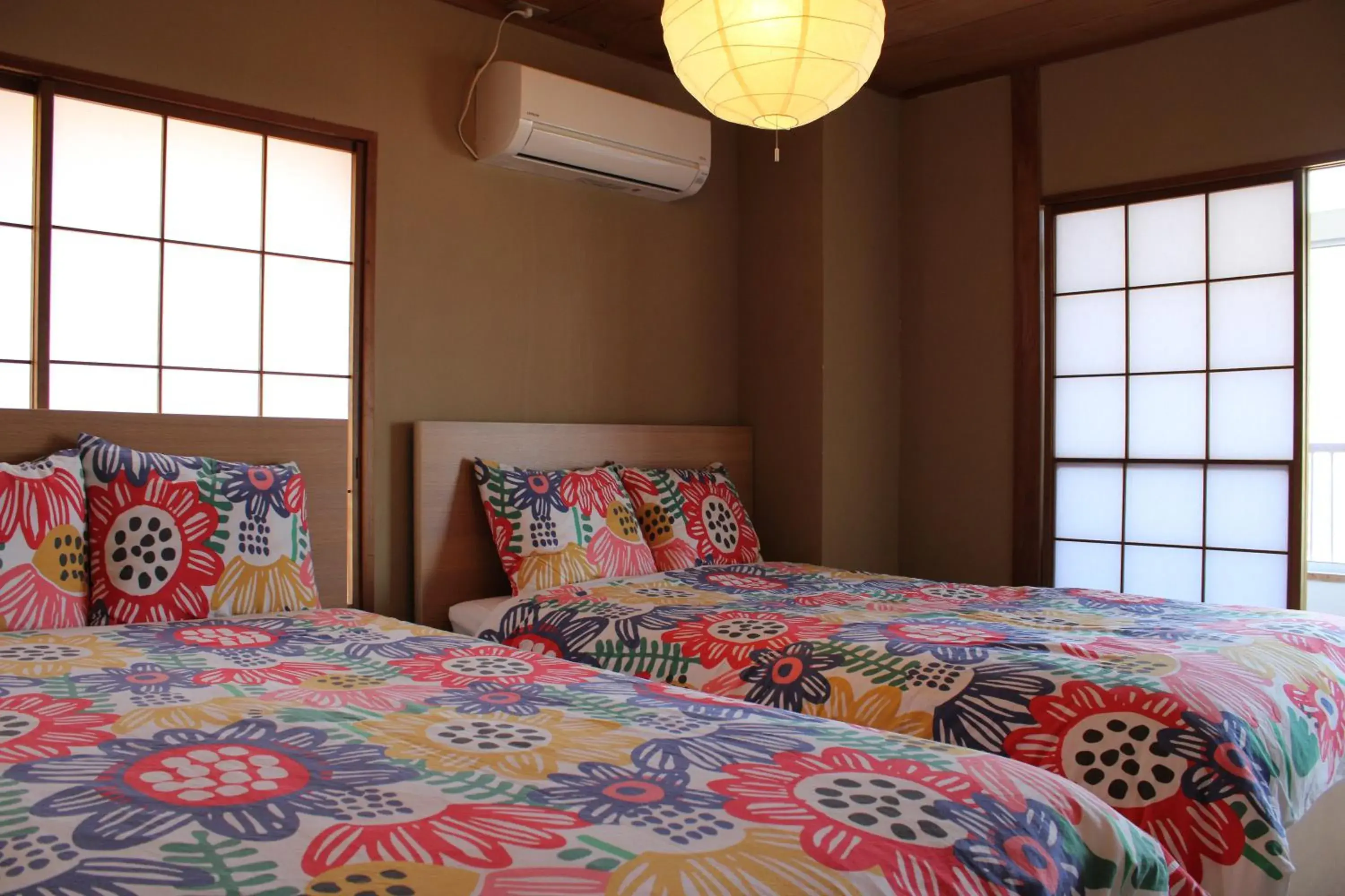 Deluxe Twin Room with Sea View in ITO-SPA Guest House YAMATOSO Deluxe Twin Room with Sea View in ITO-SPA Guest House YAMATOSO
