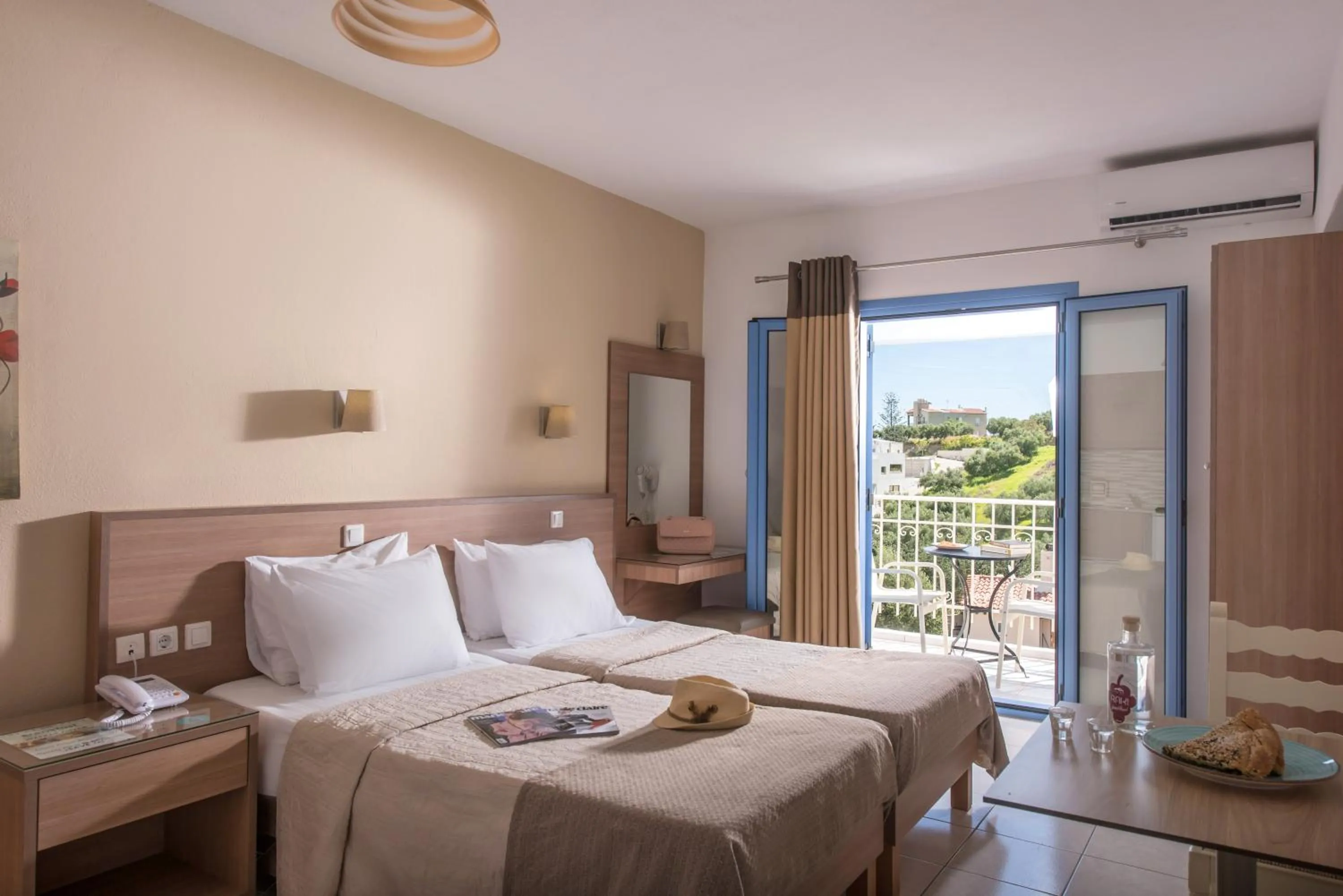 Bed in Lofos Apartments