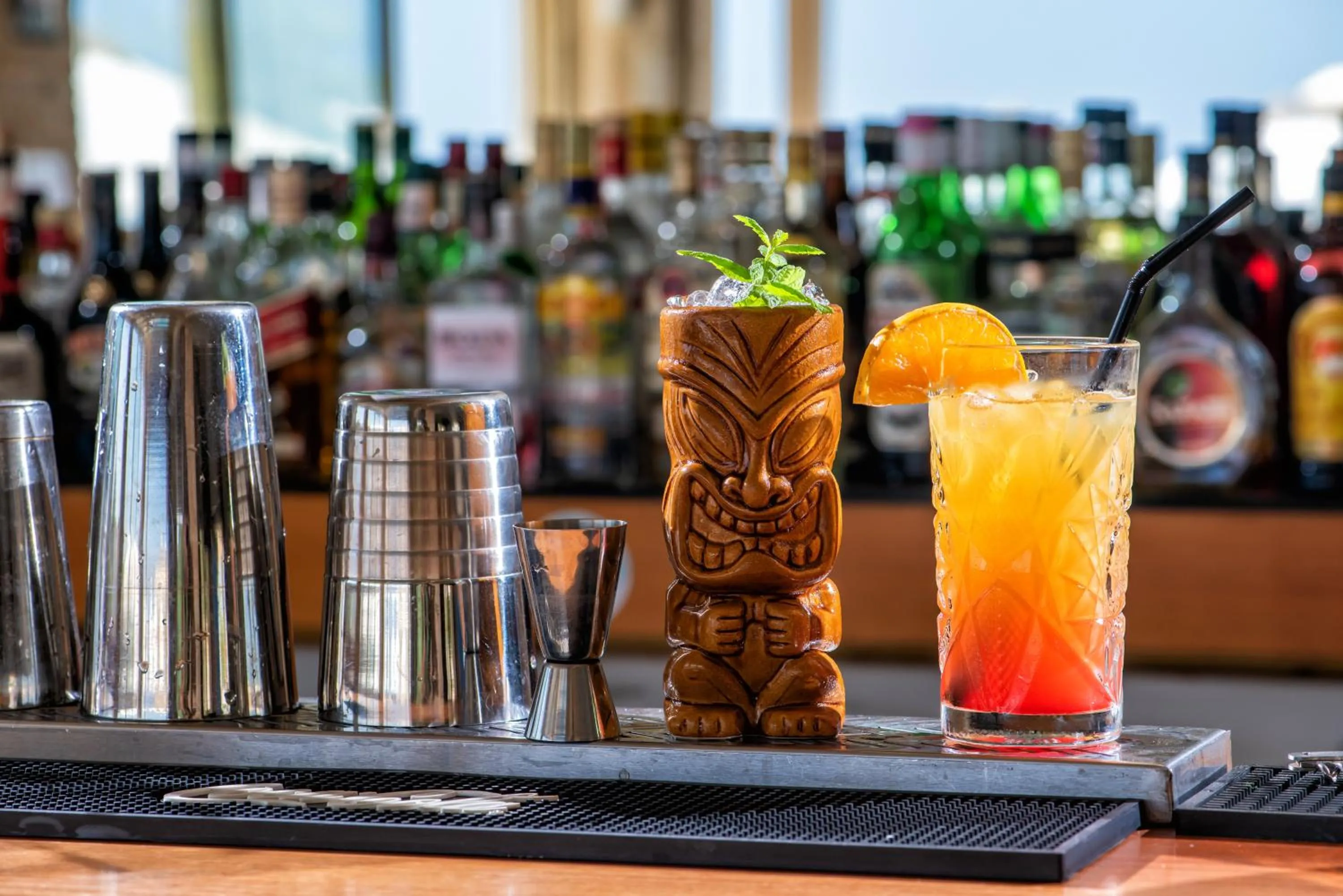 Restaurant/places to eat in Lofos Apartments