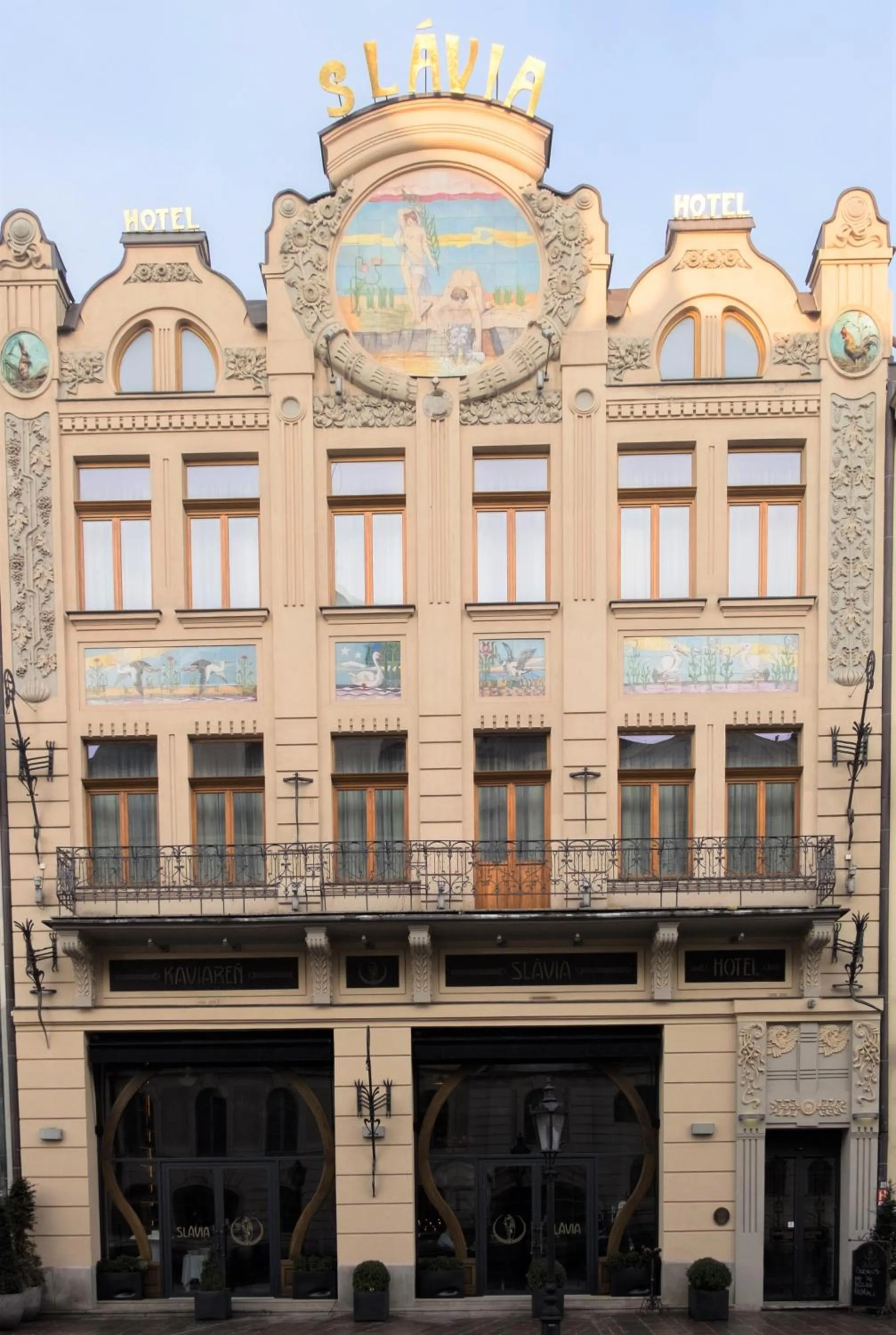 Restaurant/places to eat in Boutique Hotel Slávia