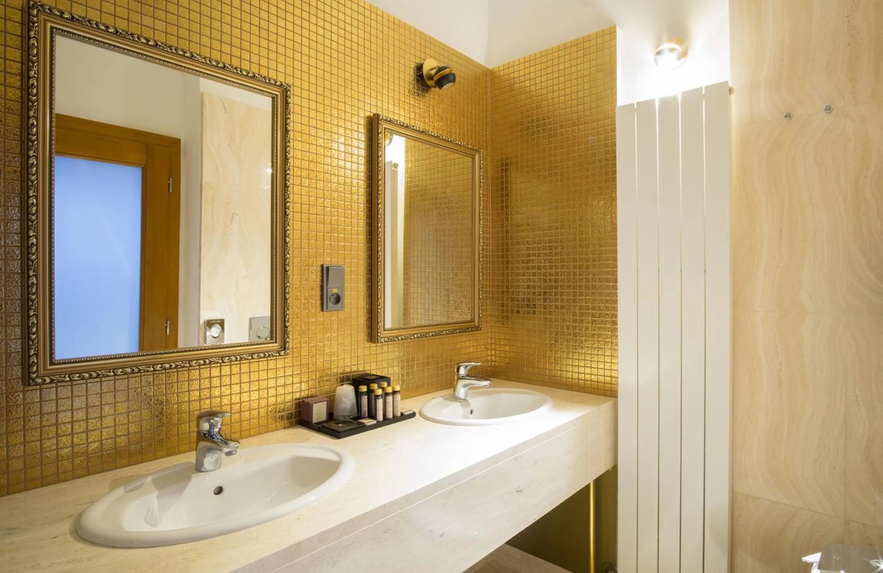 Toilet in Boutique Hotel Slávia