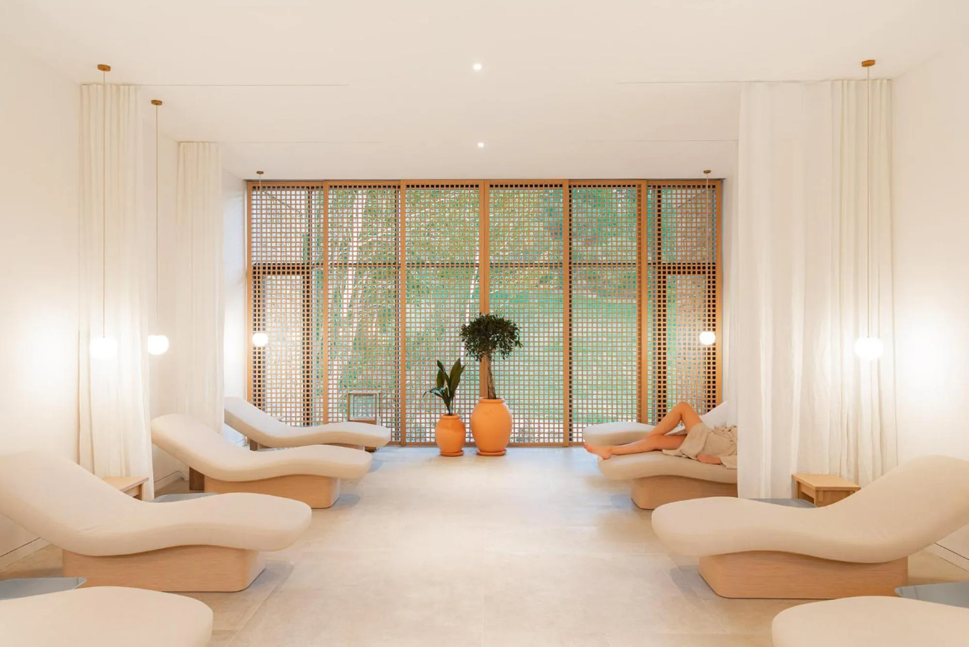 Spa and wellness centre/facilities in Le Couvent des Minimes, un Hôtel & Spa L'Occitane en Provence