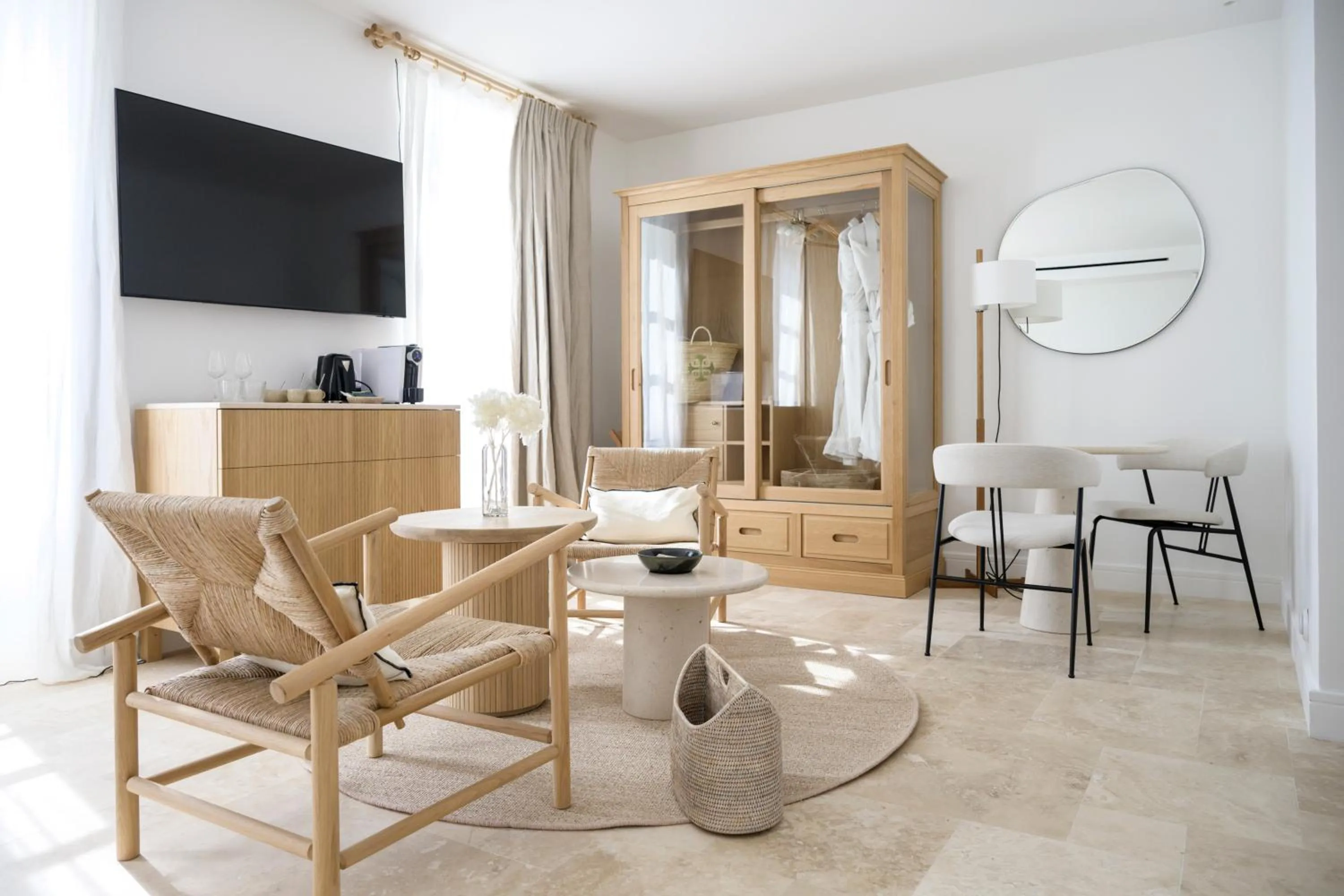 Living room in Le Couvent des Minimes, un Hôtel & Spa L'Occitane en Provence