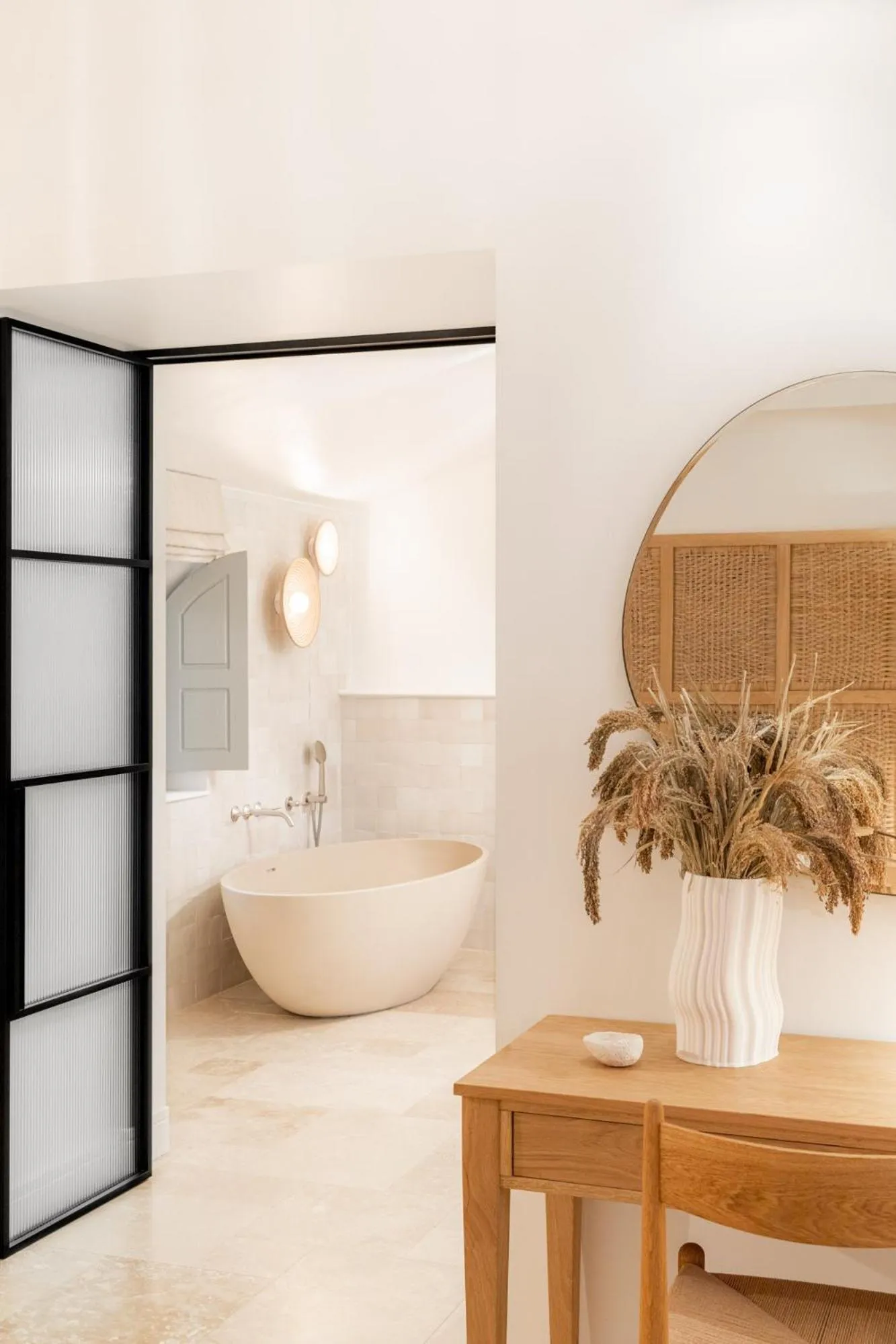 Bedroom in Le Couvent des Minimes, un Hôtel & Spa L'Occitane en Provence