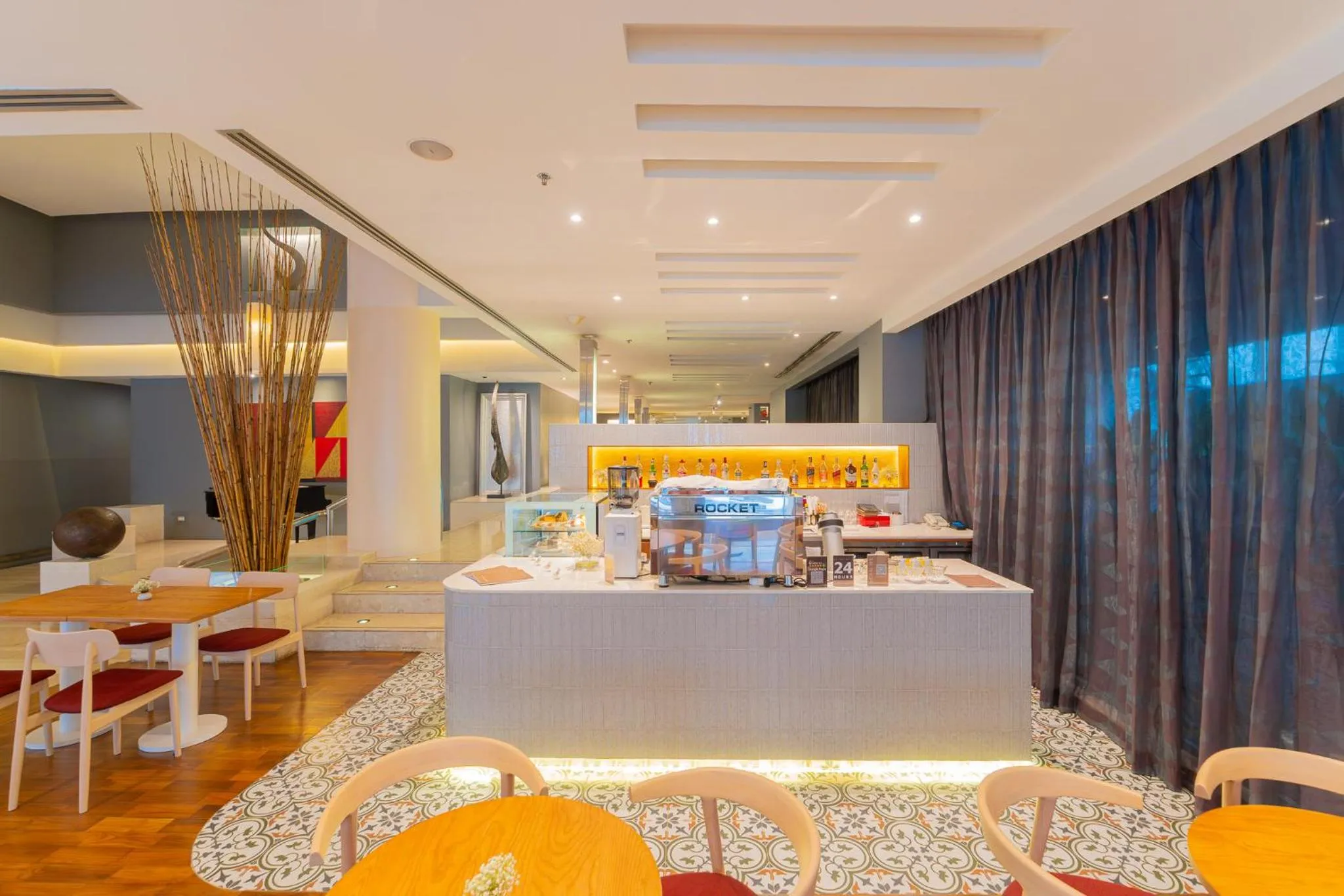 Restaurant/places to eat in BelAire Bangkok Sukhumvit