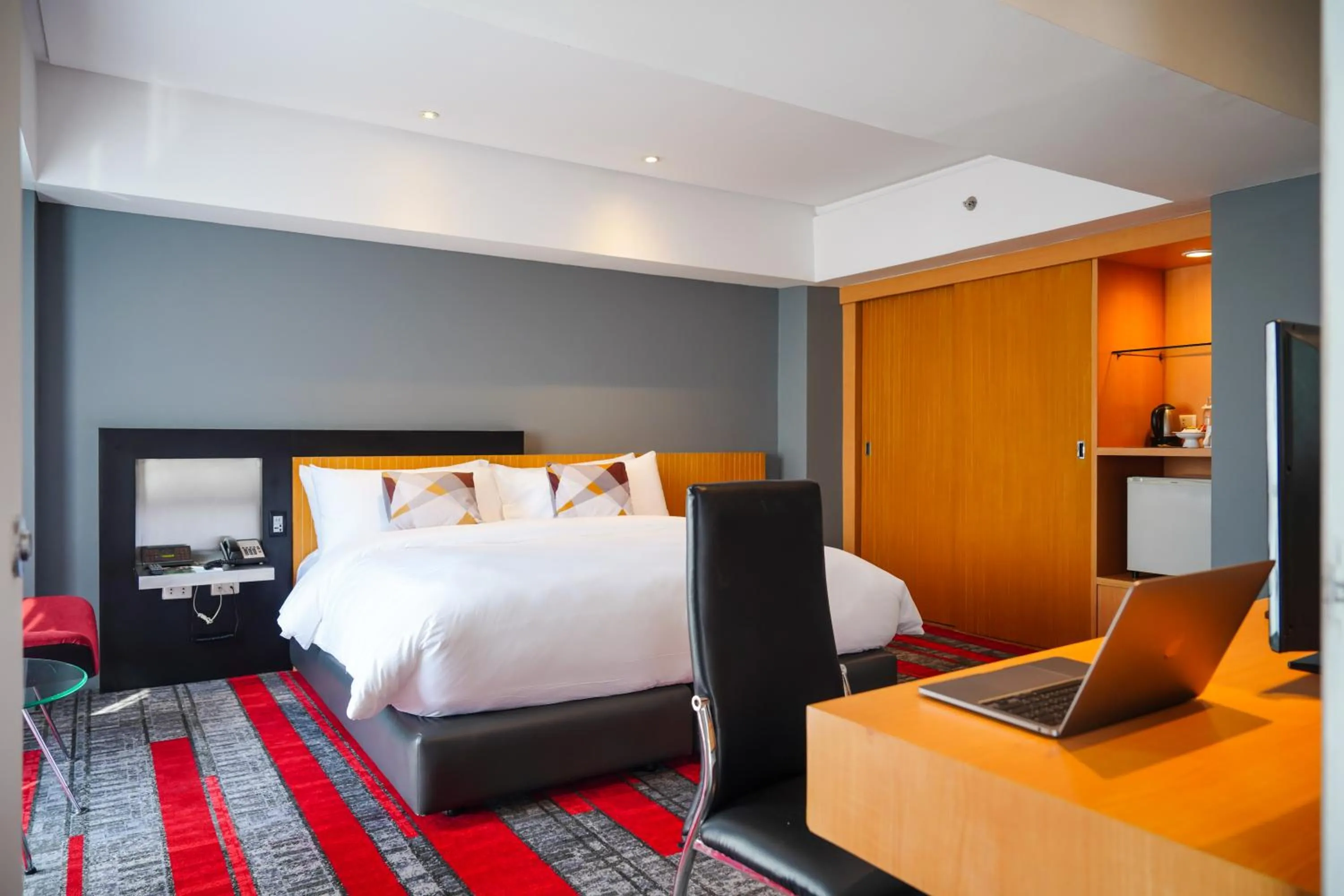 Bed in BelAire Bangkok Sukhumvit