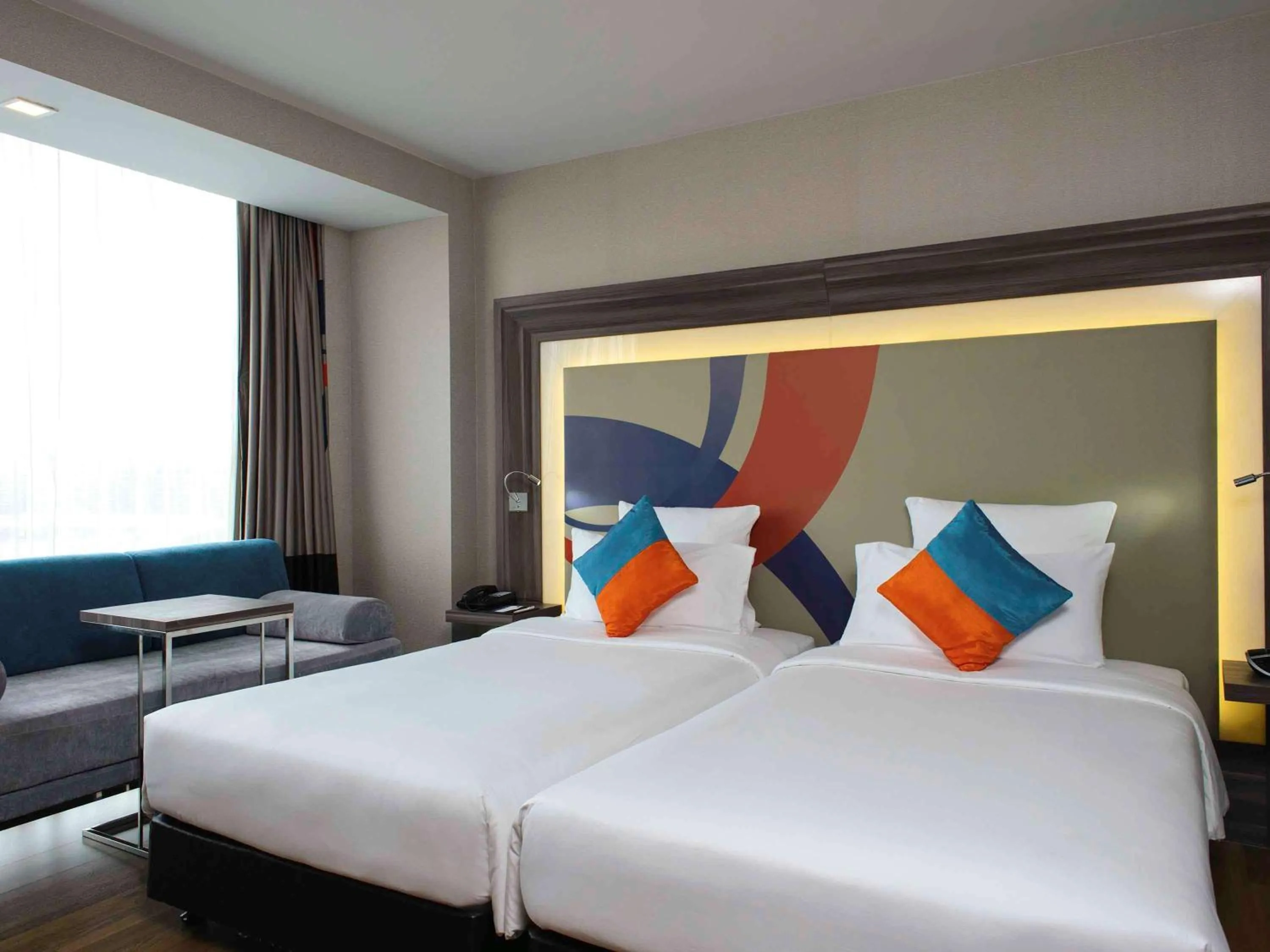Photo of the whole room, Bed in Novotel Bangkok IMPACT