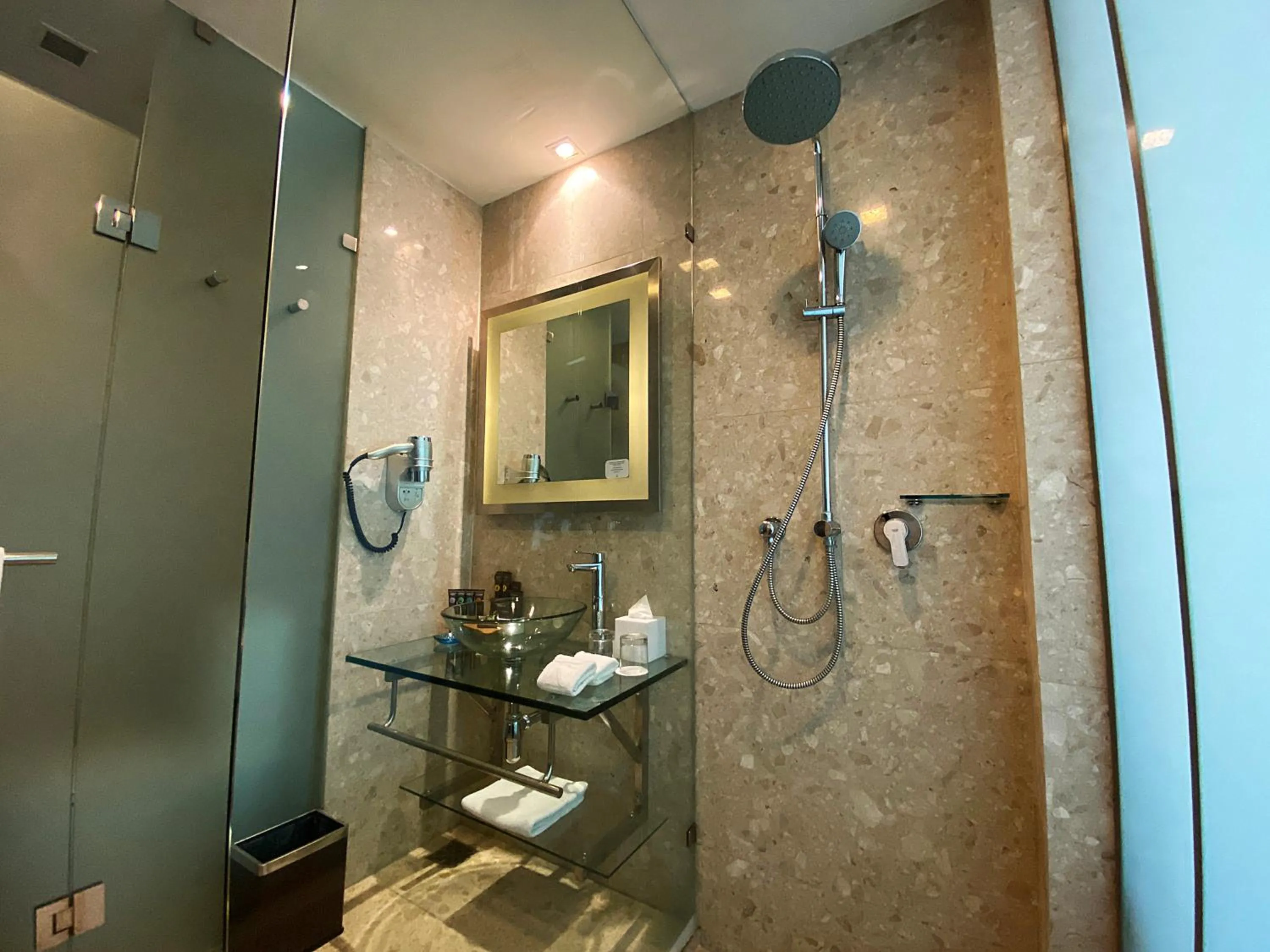 Bathroom in Novotel Bangkok IMPACT