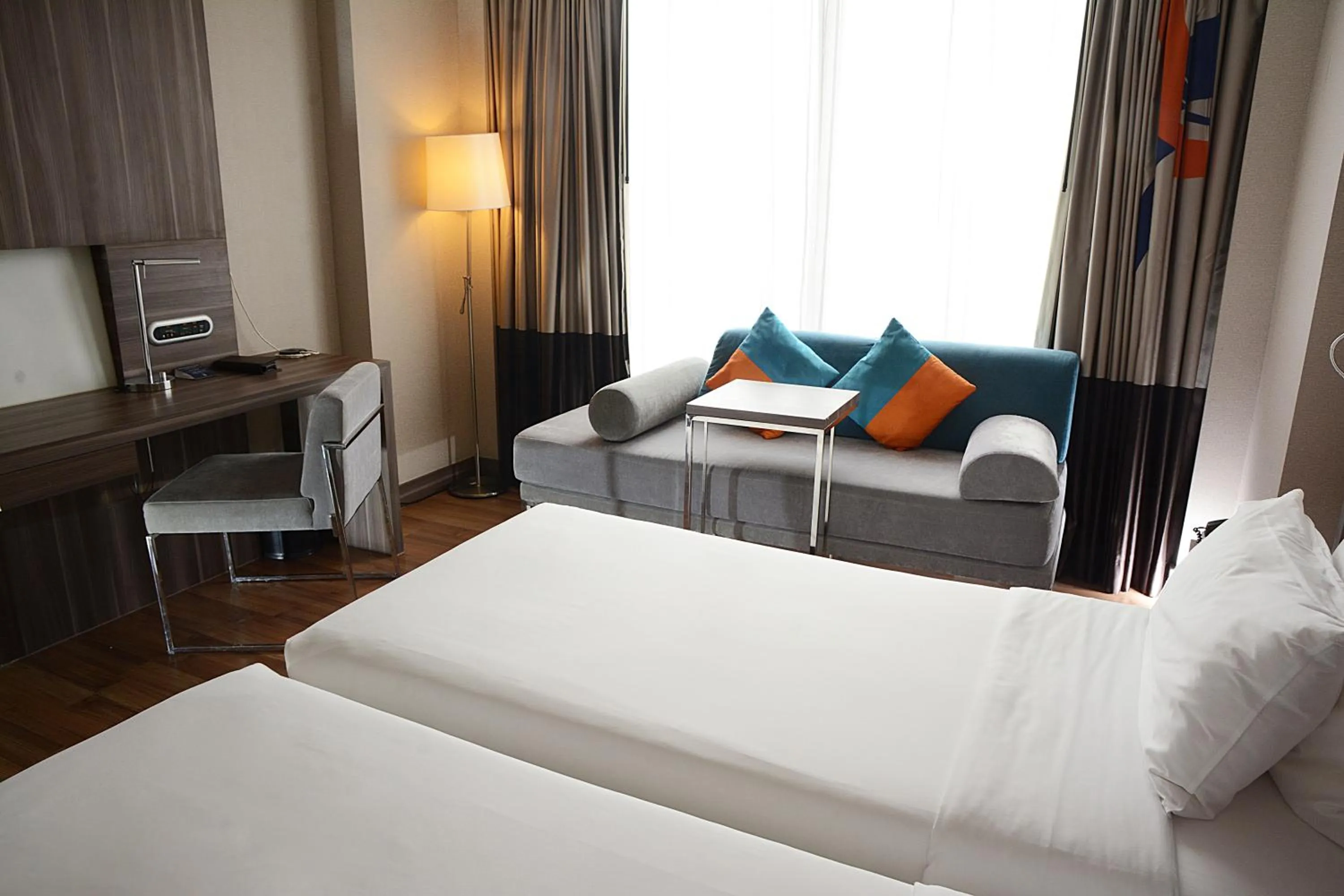 Bed in Novotel Bangkok IMPACT