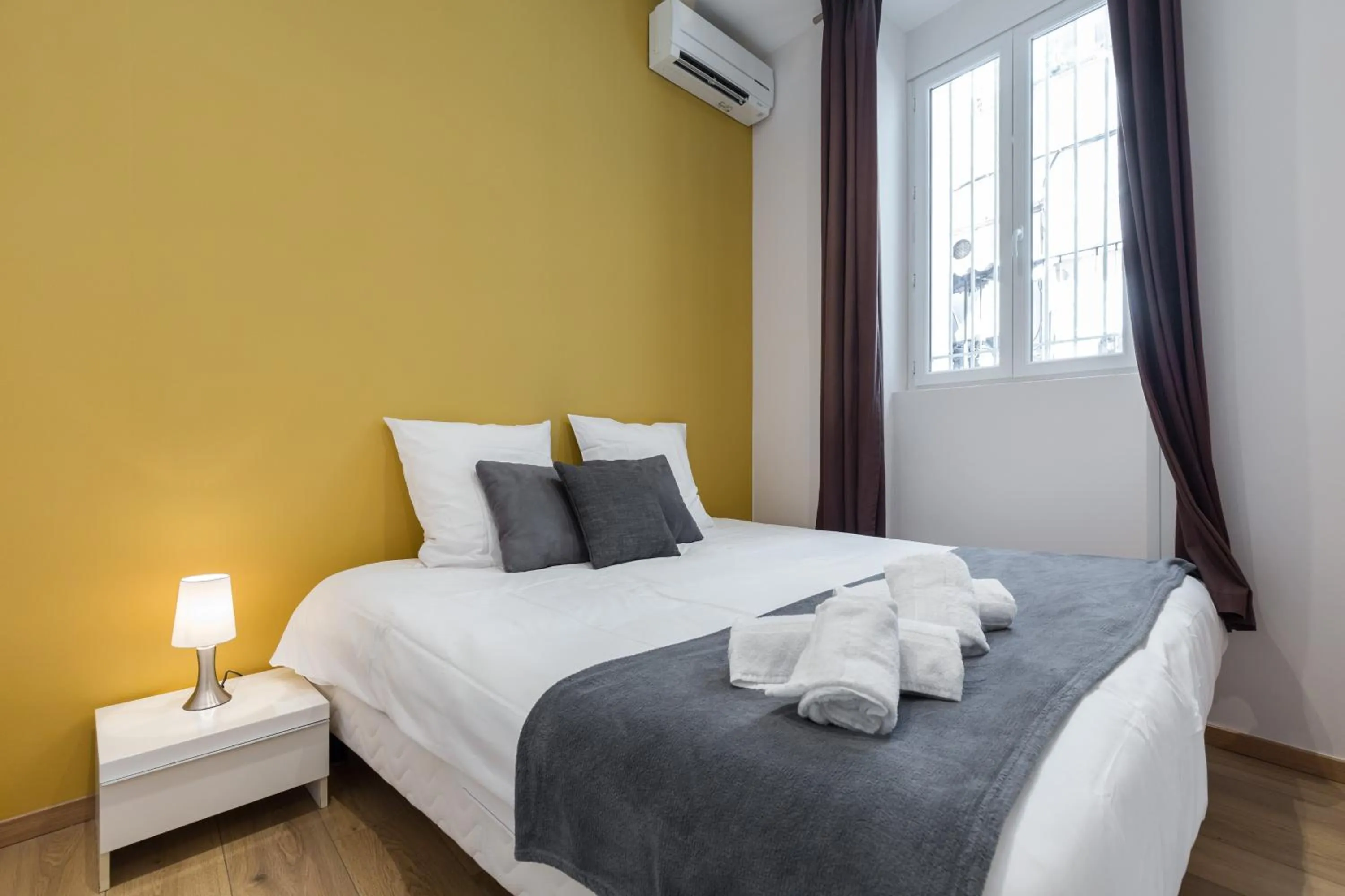 Bedroom, Bed in Florella Marceau Apartment