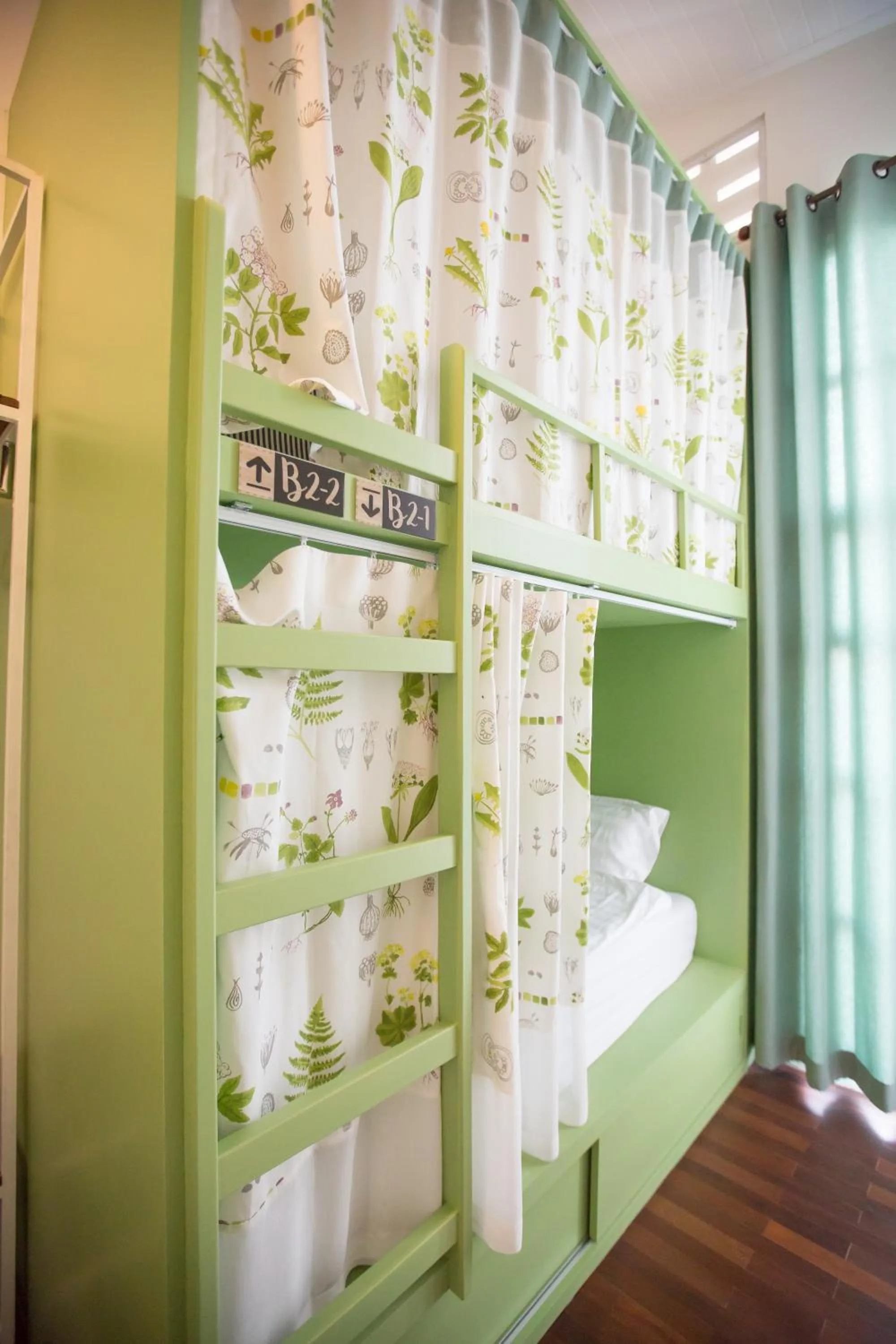 bunk bed in Memmoth Hostel In Lampang