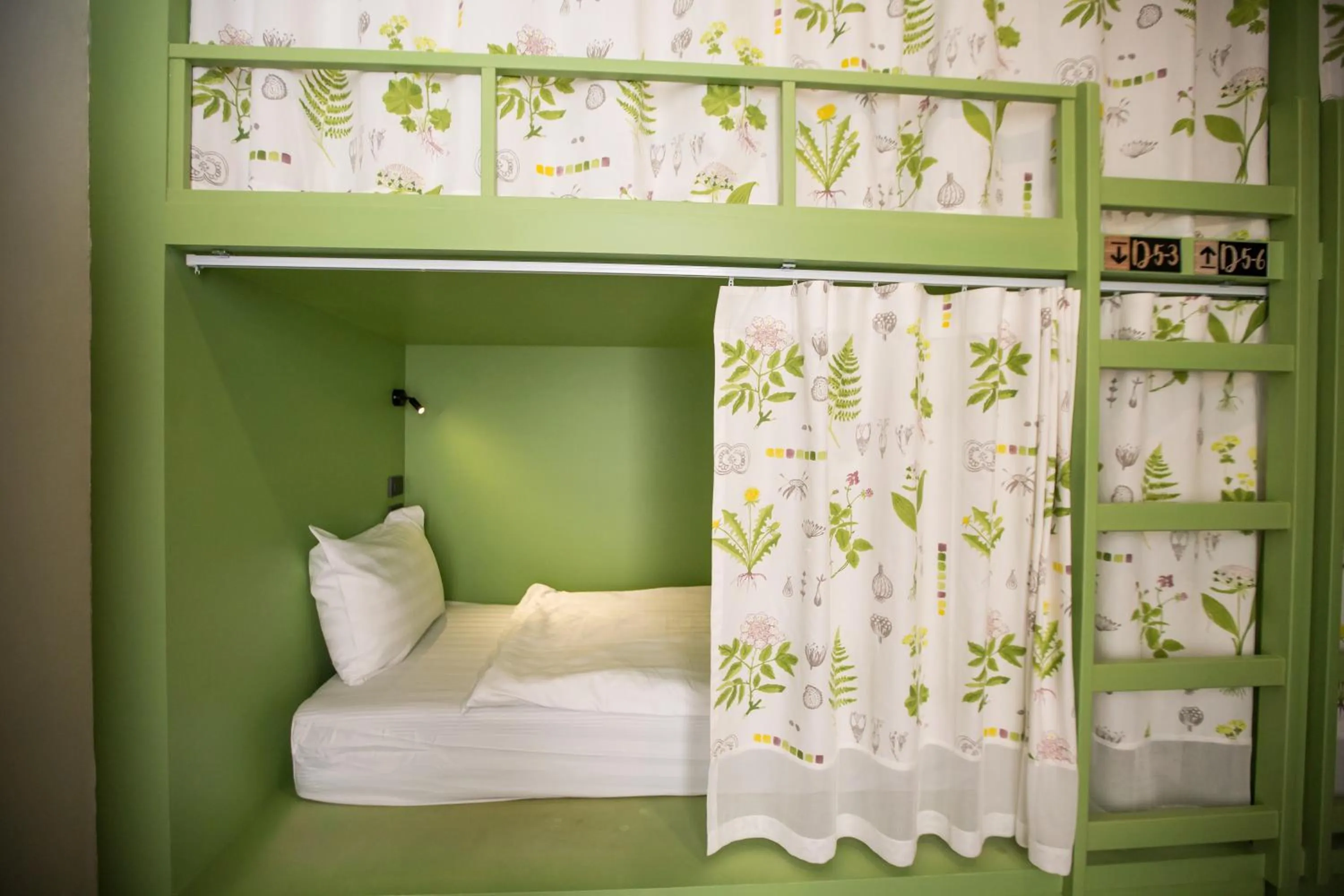 bunk bed, Bed in Memmoth Hostel In Lampang