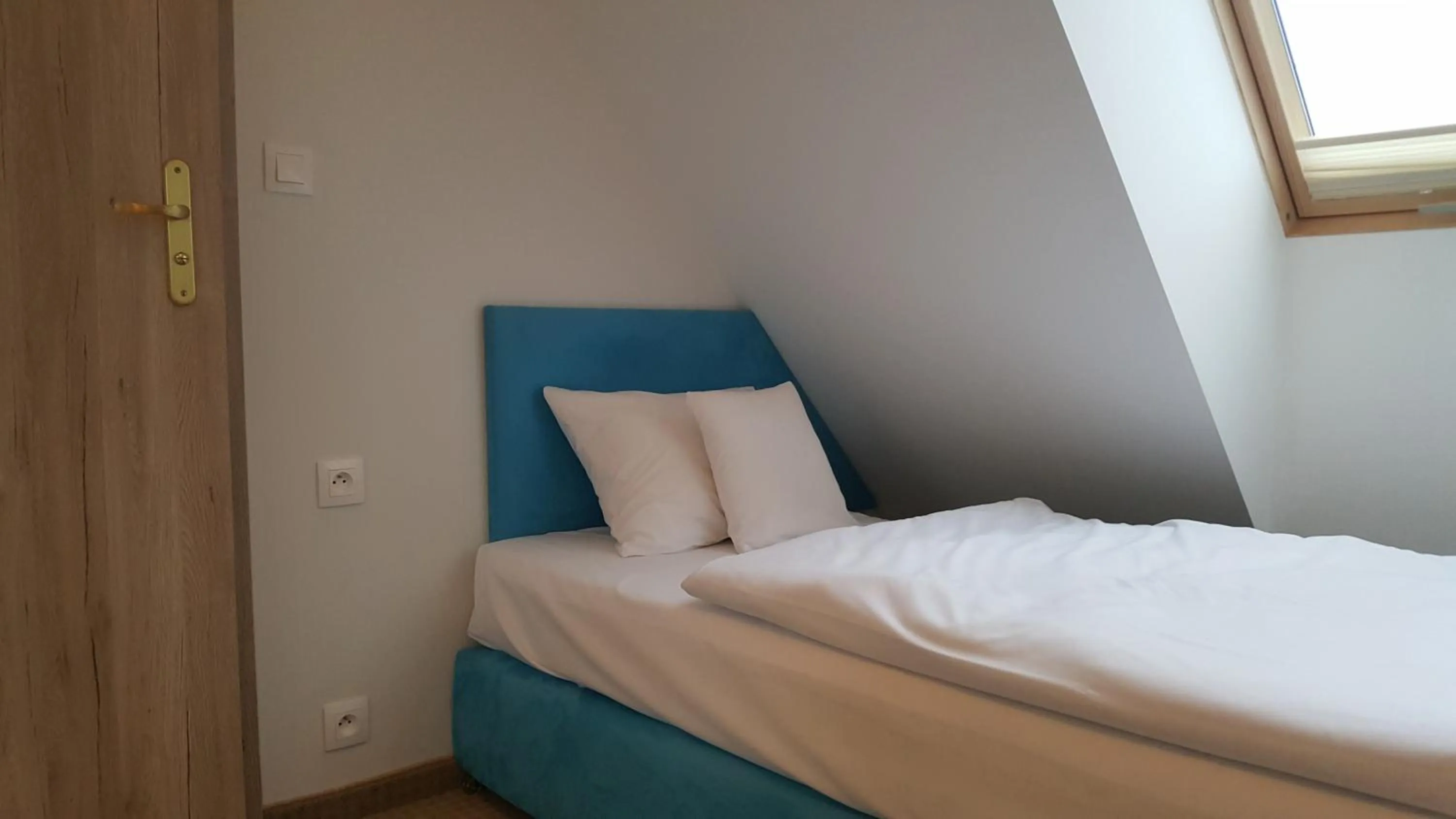 Bed in Hotel Paryski Art & Business Zakopane - Basen Jacuzzi Sauna Małpi Gaj