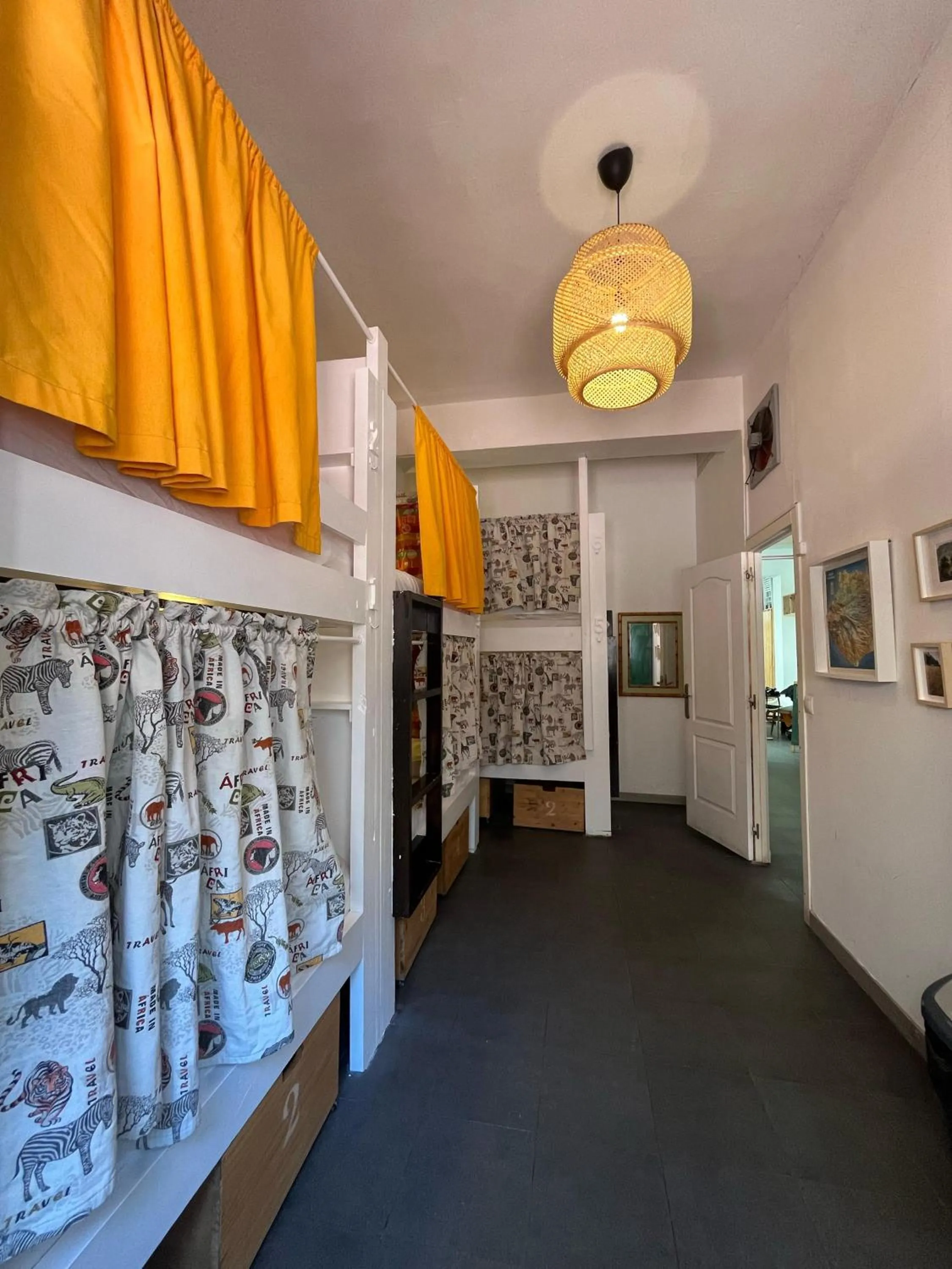 La Ventana Azul Surf Hostel