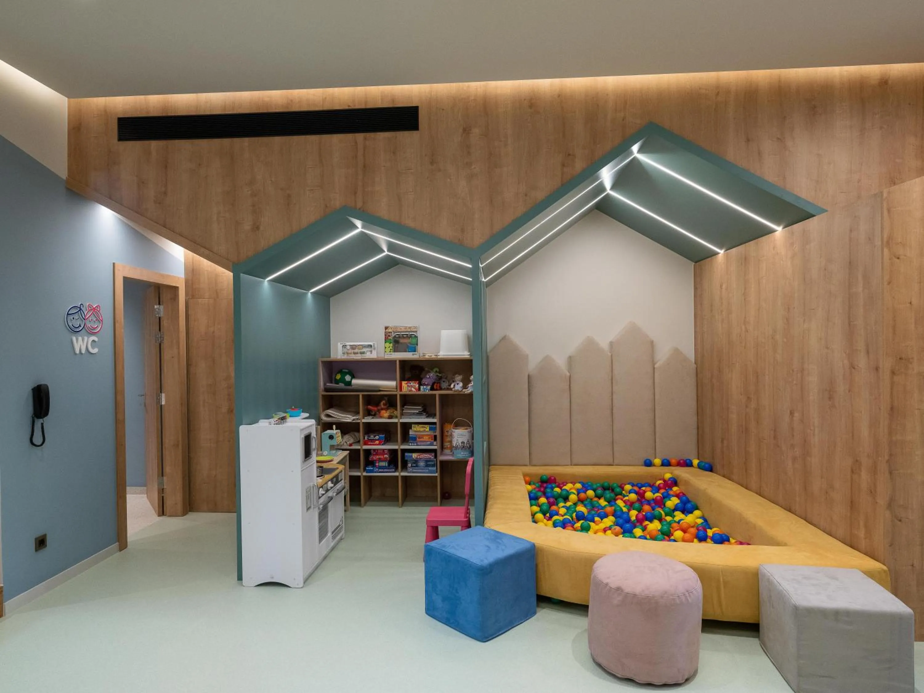 children in Nana Golden Beach All Inclusive Resort & Spa