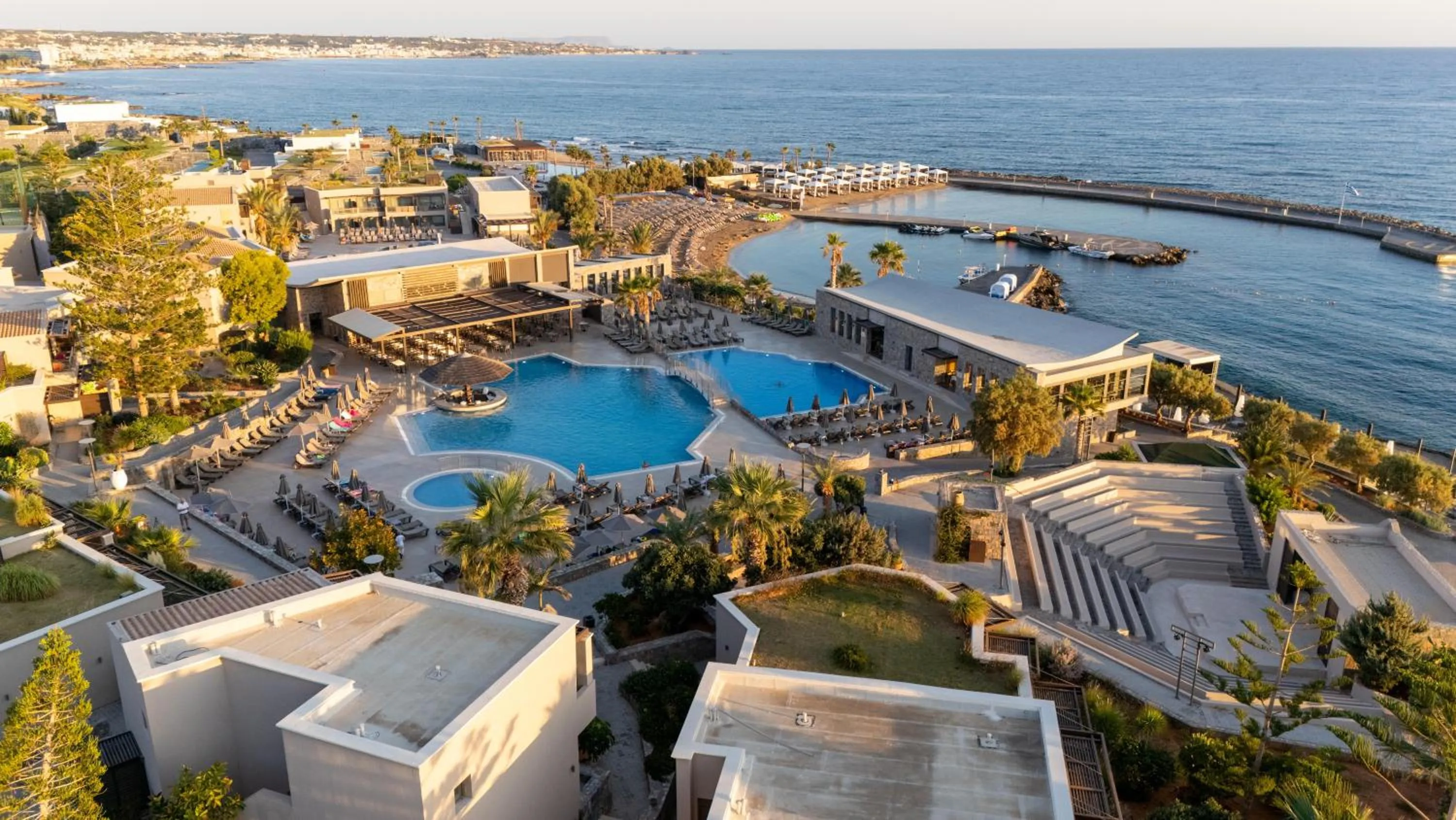 Swimming pool in Nana Golden Beach All Inclusive Resort & Spa