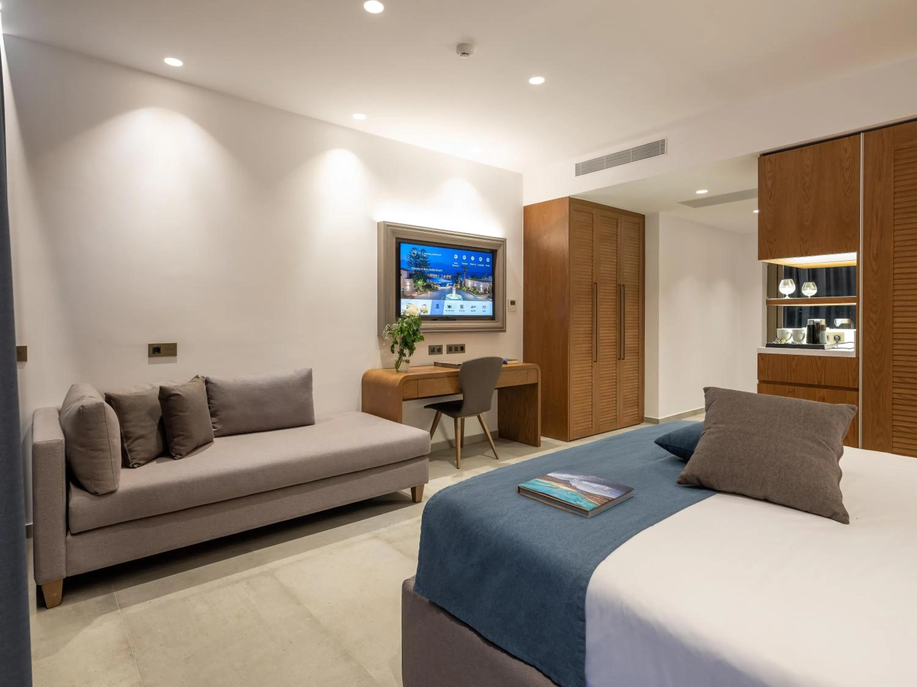 Photo of the whole room, Bed in Nana Golden Beach All Inclusive Resort & Spa