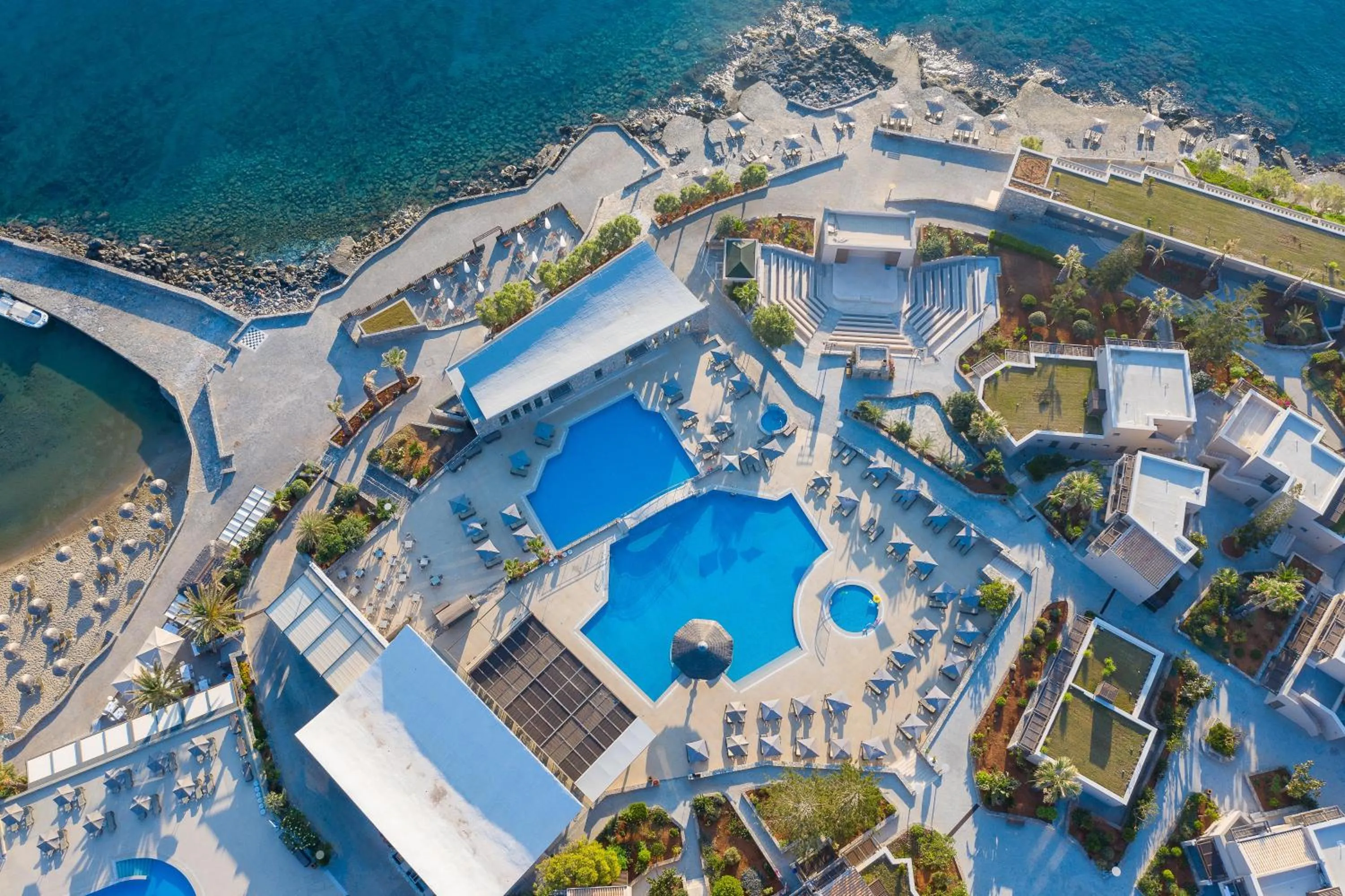 Swimming pool in Nana Golden Beach All Inclusive Resort & Spa