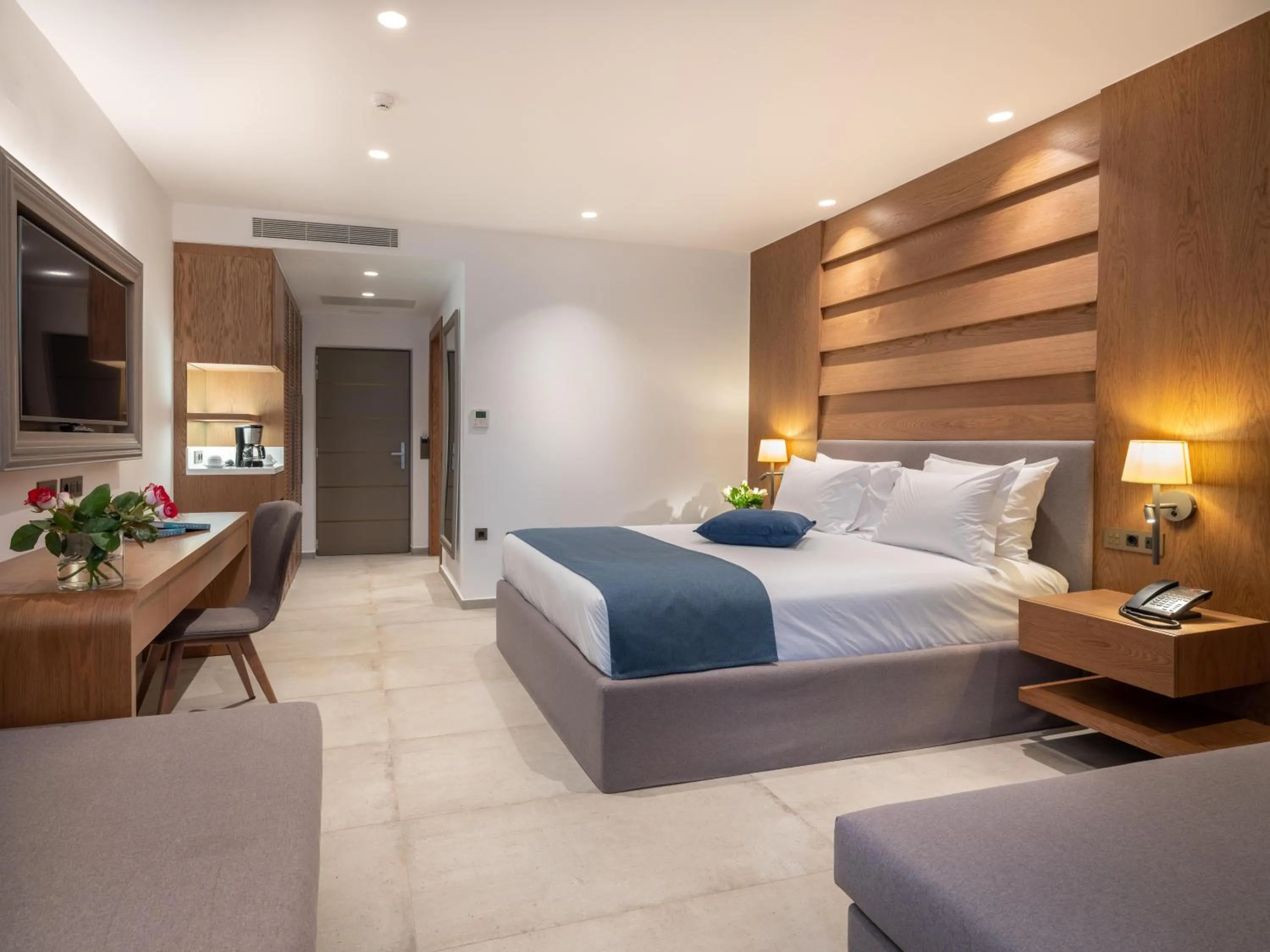 Photo of the whole room, Bed in Nana Golden Beach All Inclusive Resort & Spa