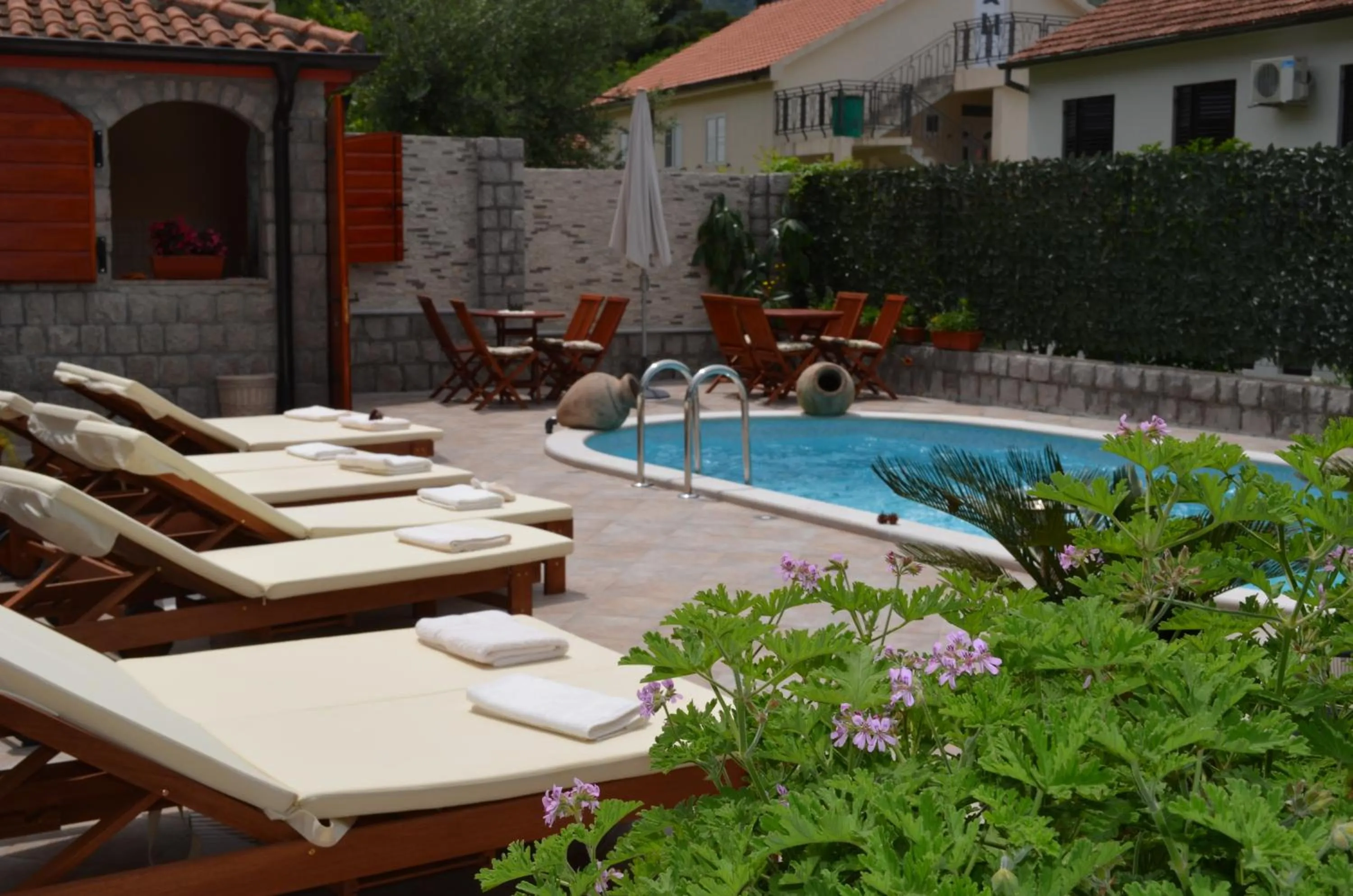 Facade/entrance in Apartments Bogdanovic