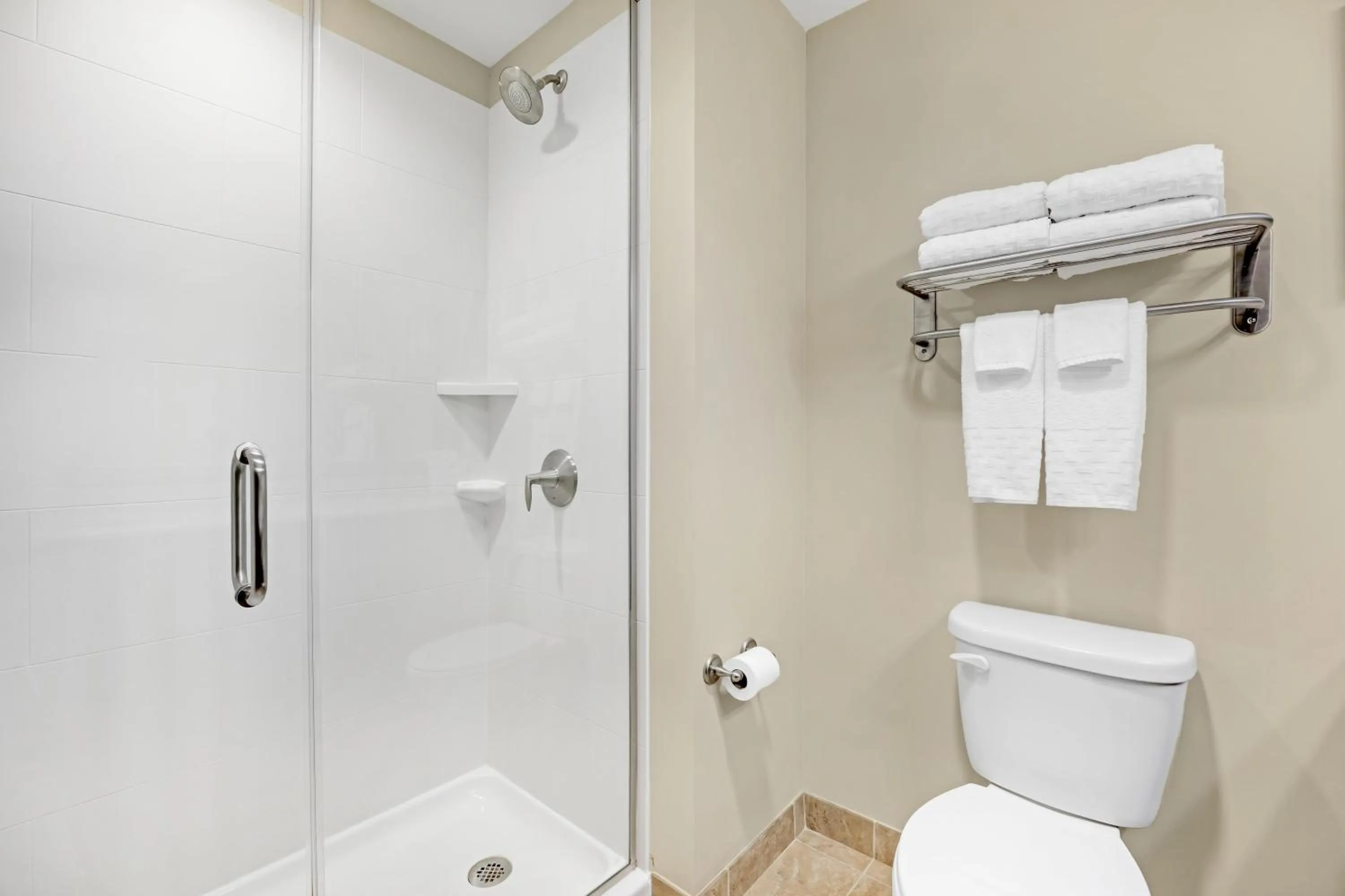 Bathroom in Best Western Plus Centralia Hotel & Suites