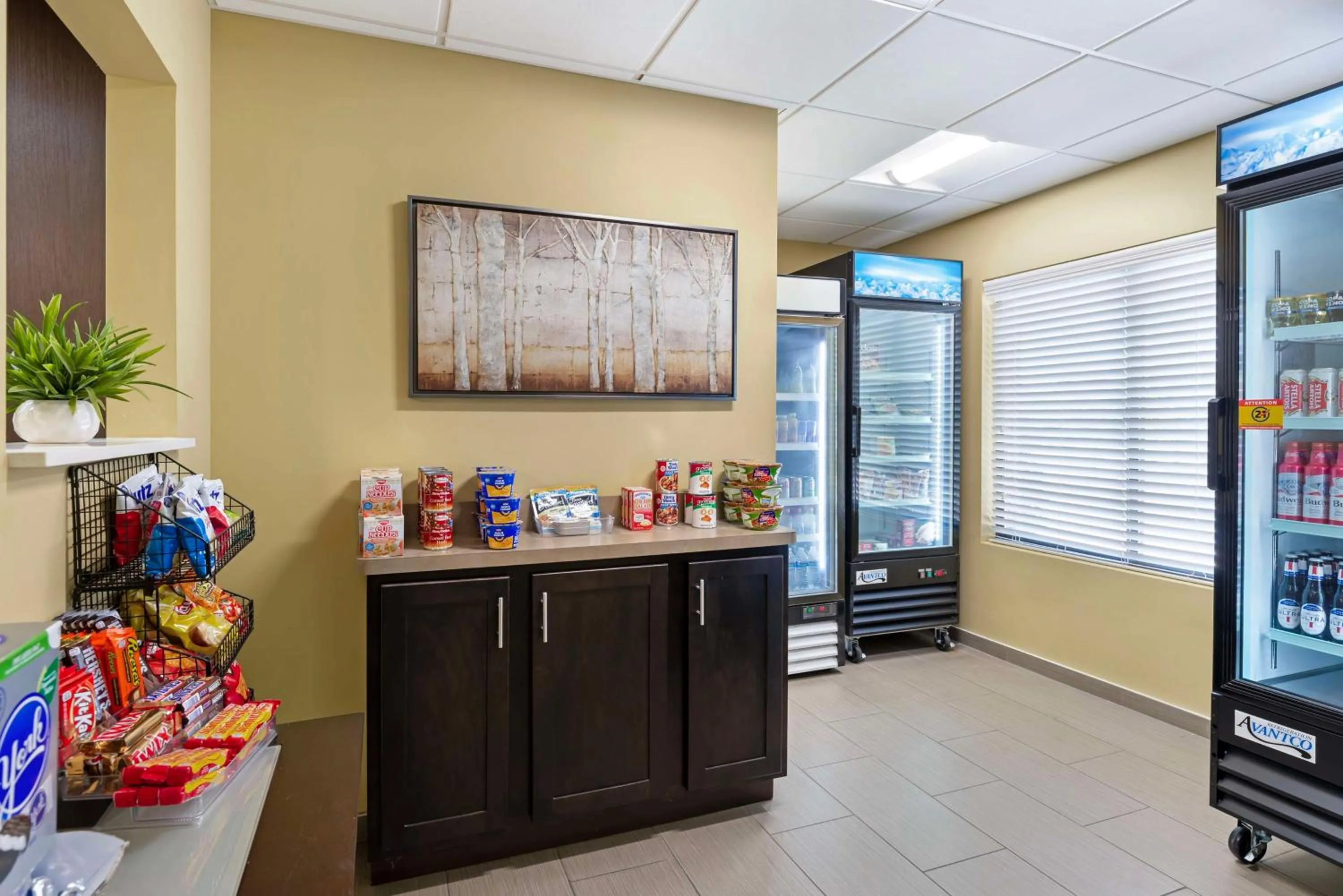 Property building in Best Western Plus Thornburg Inn & Suites