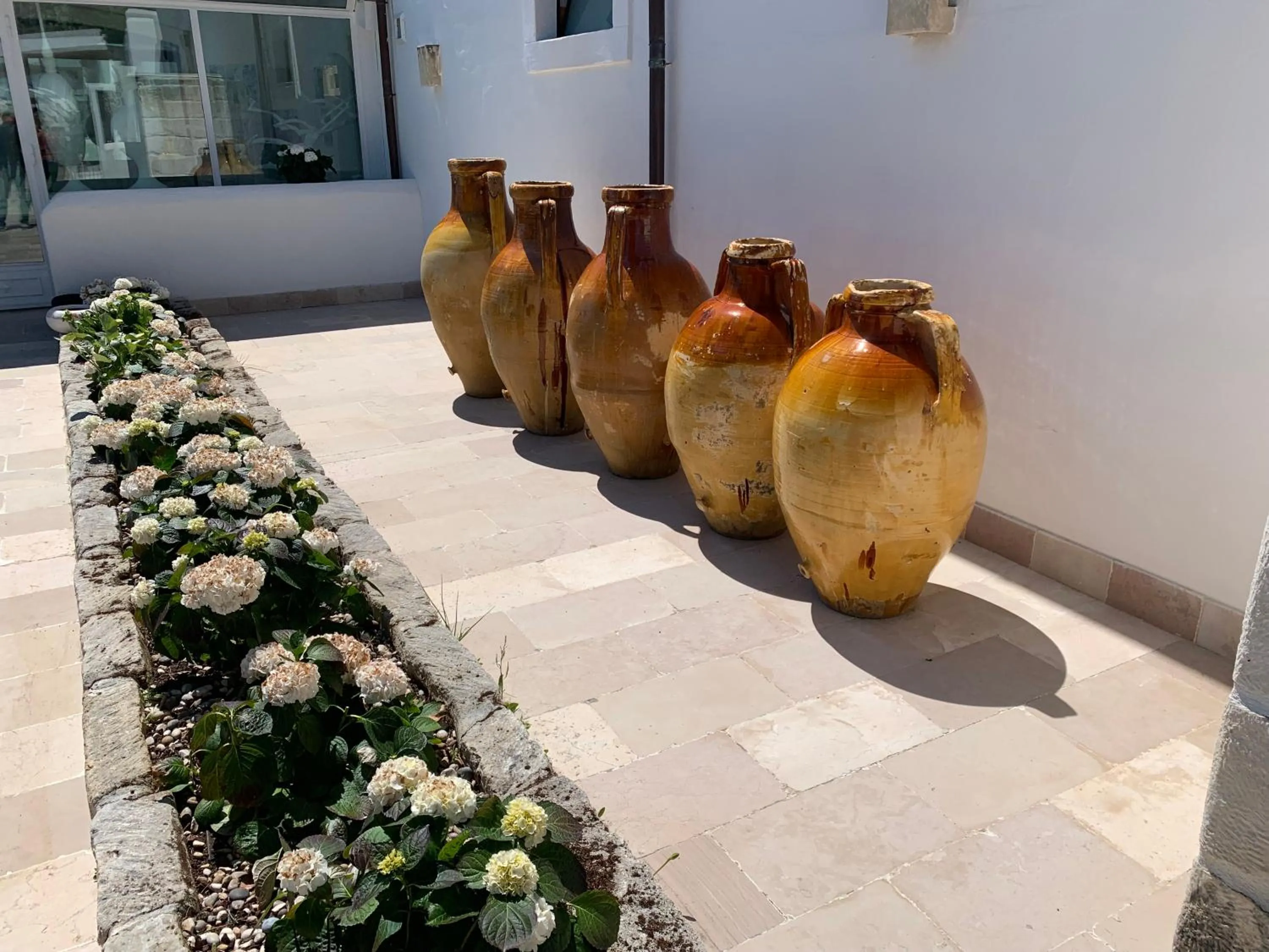 Decorative detail in La Locanda Del Carrubo