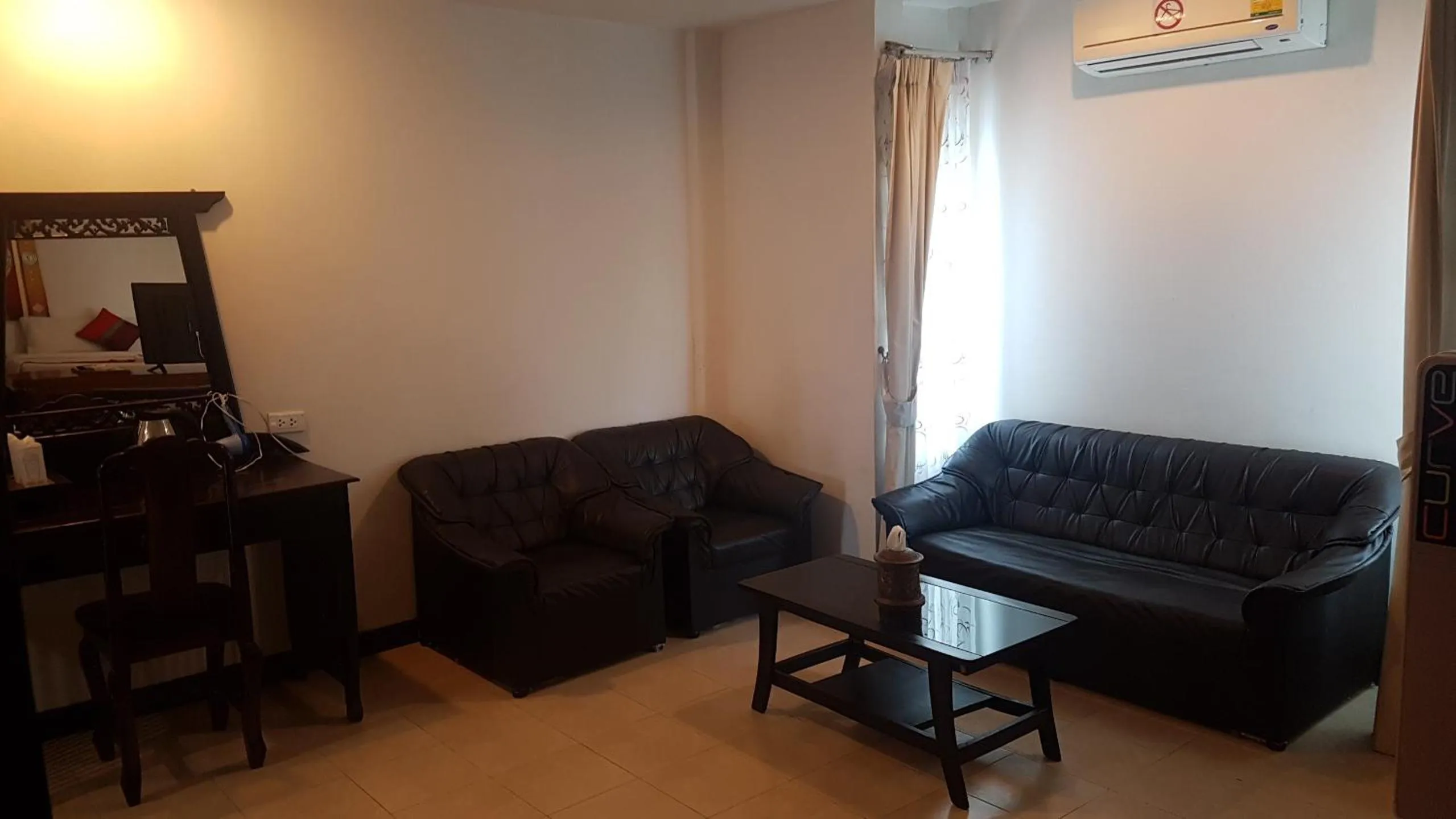 Seating area in Wangburapa Grand Hotel