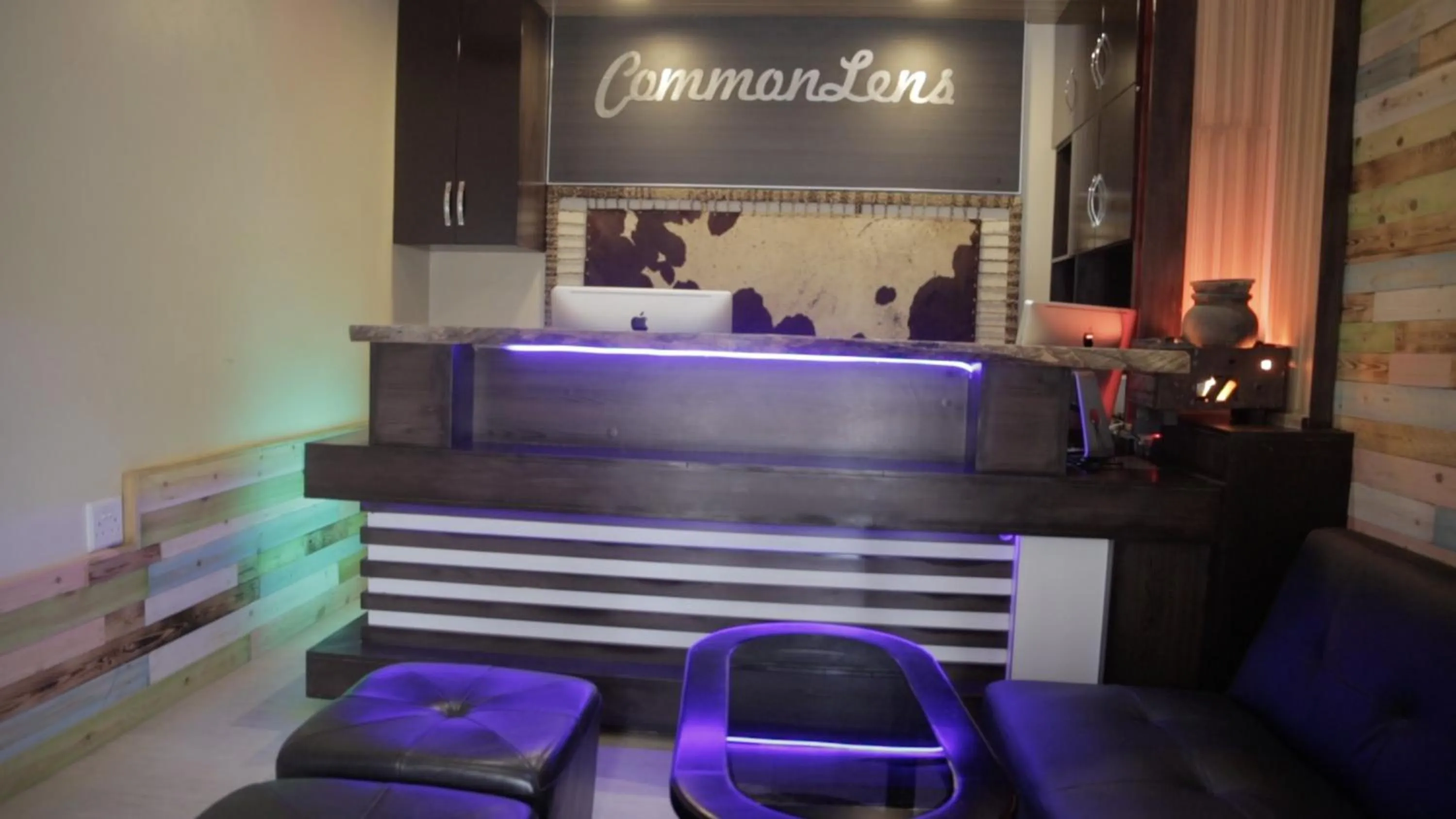 Seating area in CommonLens Inn