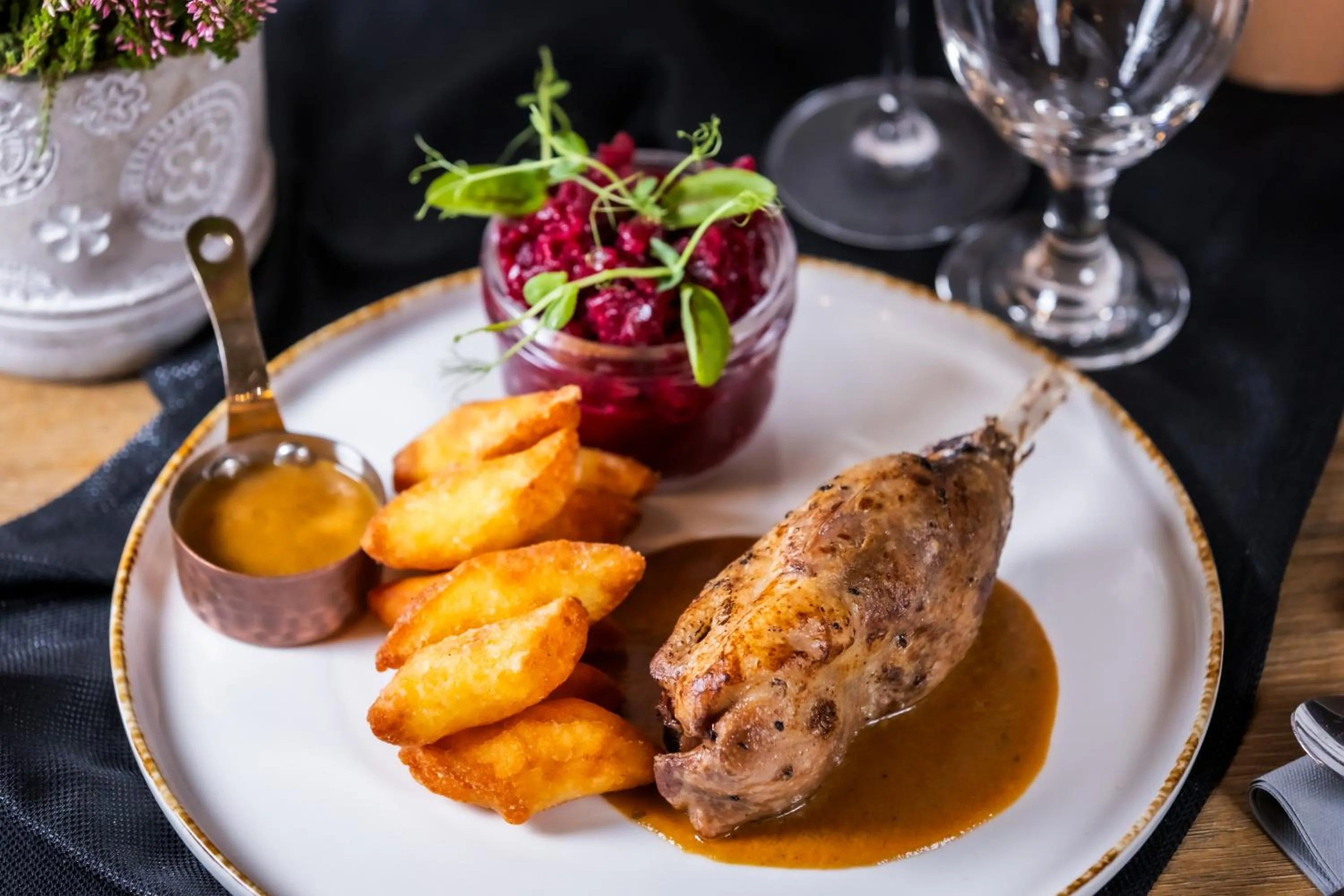 Restaurant/places to eat in Hotel Alpin