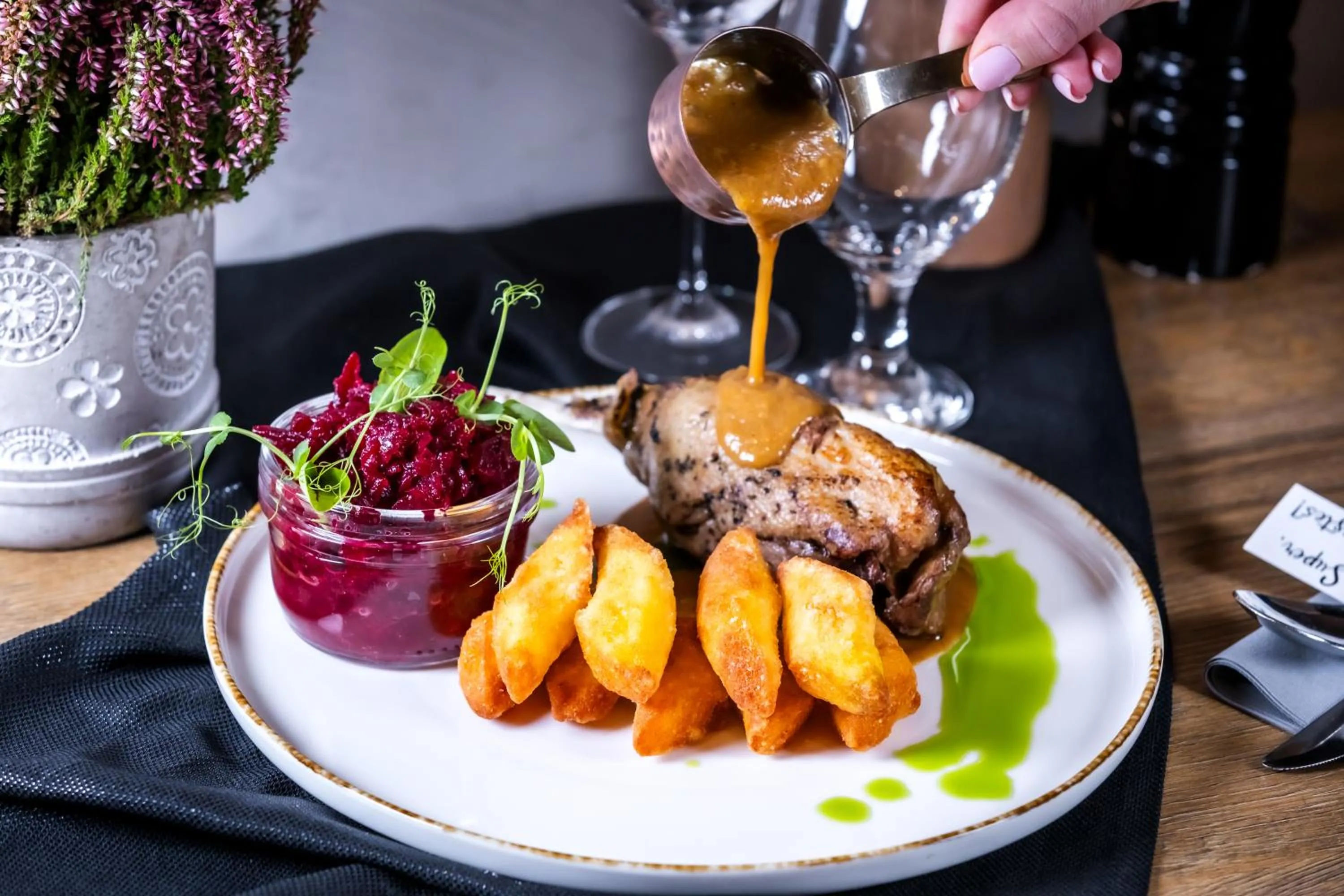 Restaurant/places to eat in Hotel Alpin