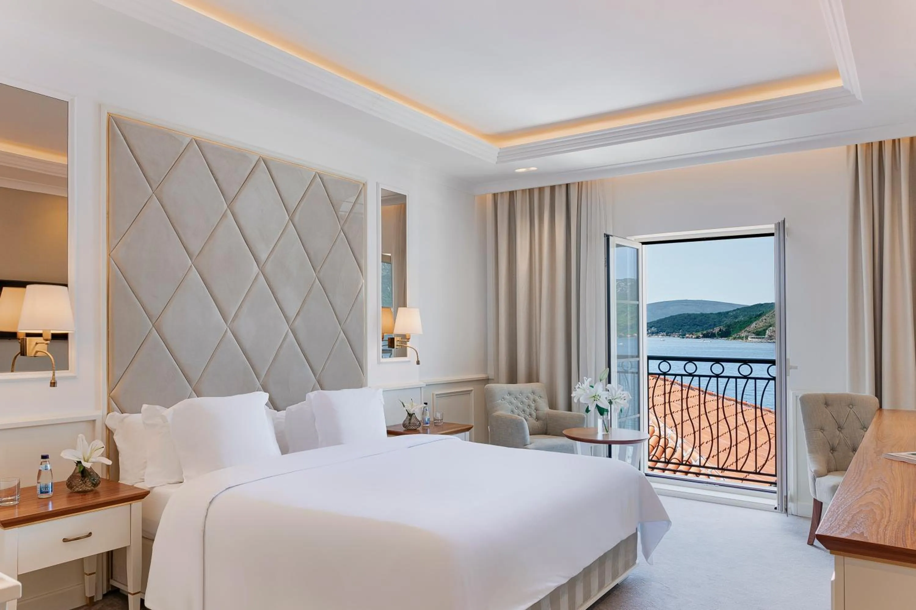 Bedroom, Bed in Heritage Grand Perast By Rixos
