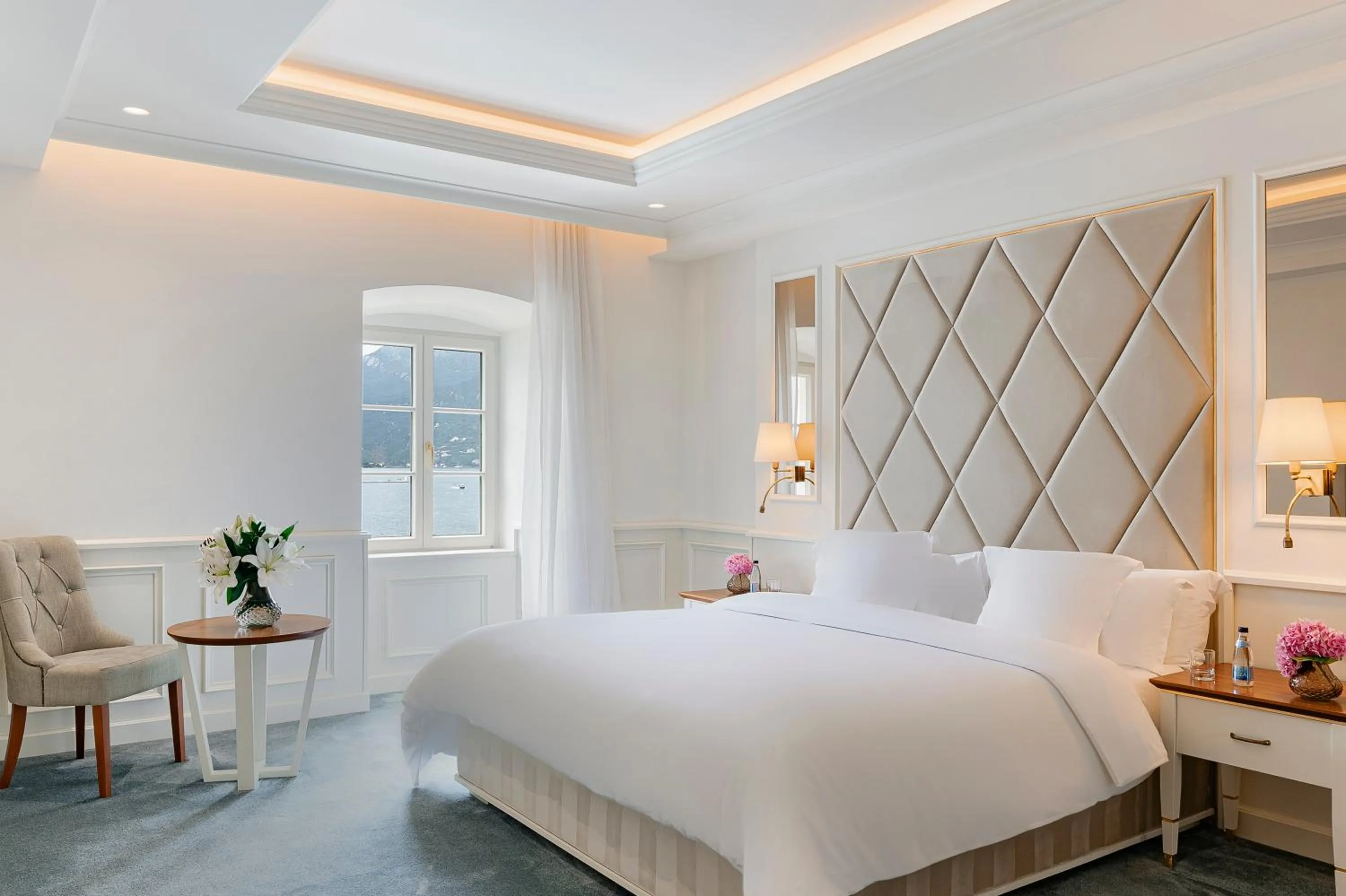 Photo of the whole room, Bed in Heritage Grand Perast By Rixos
