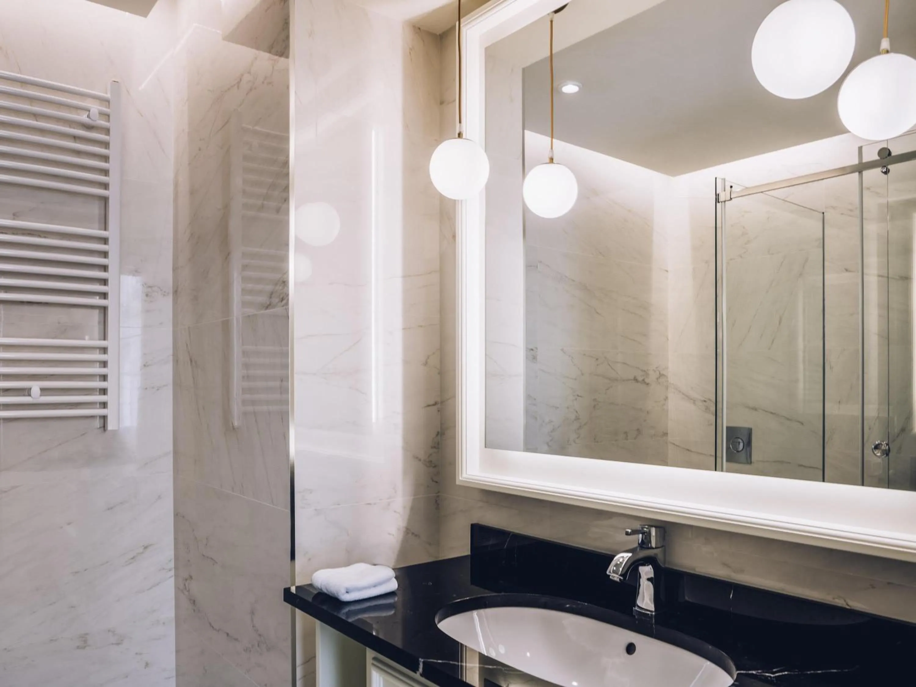 Bedroom in Heritage Grand Perast By Rixos