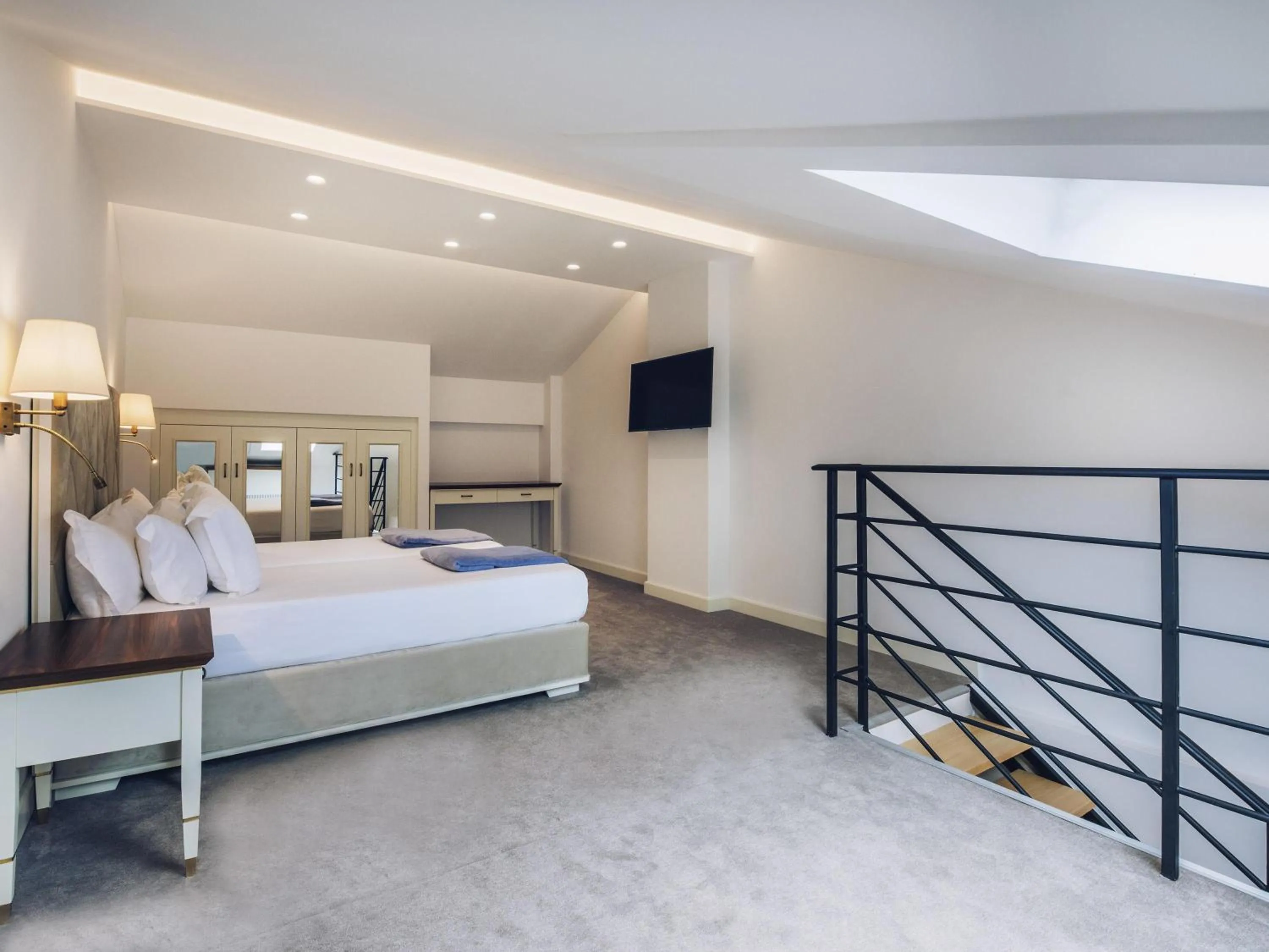 Bedroom, Bed in Heritage Grand Perast By Rixos