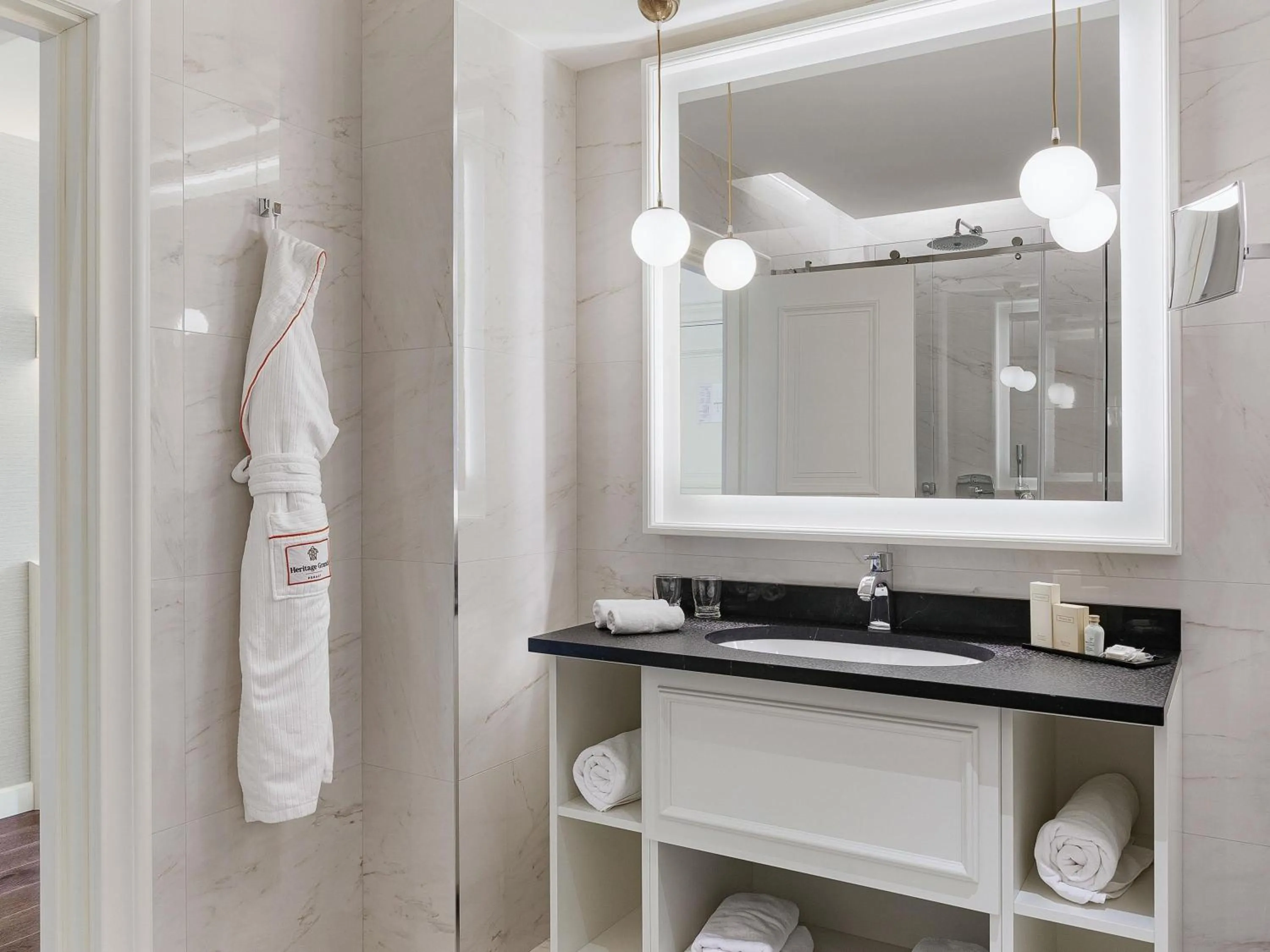 Bedroom in Heritage Grand Perast By Rixos