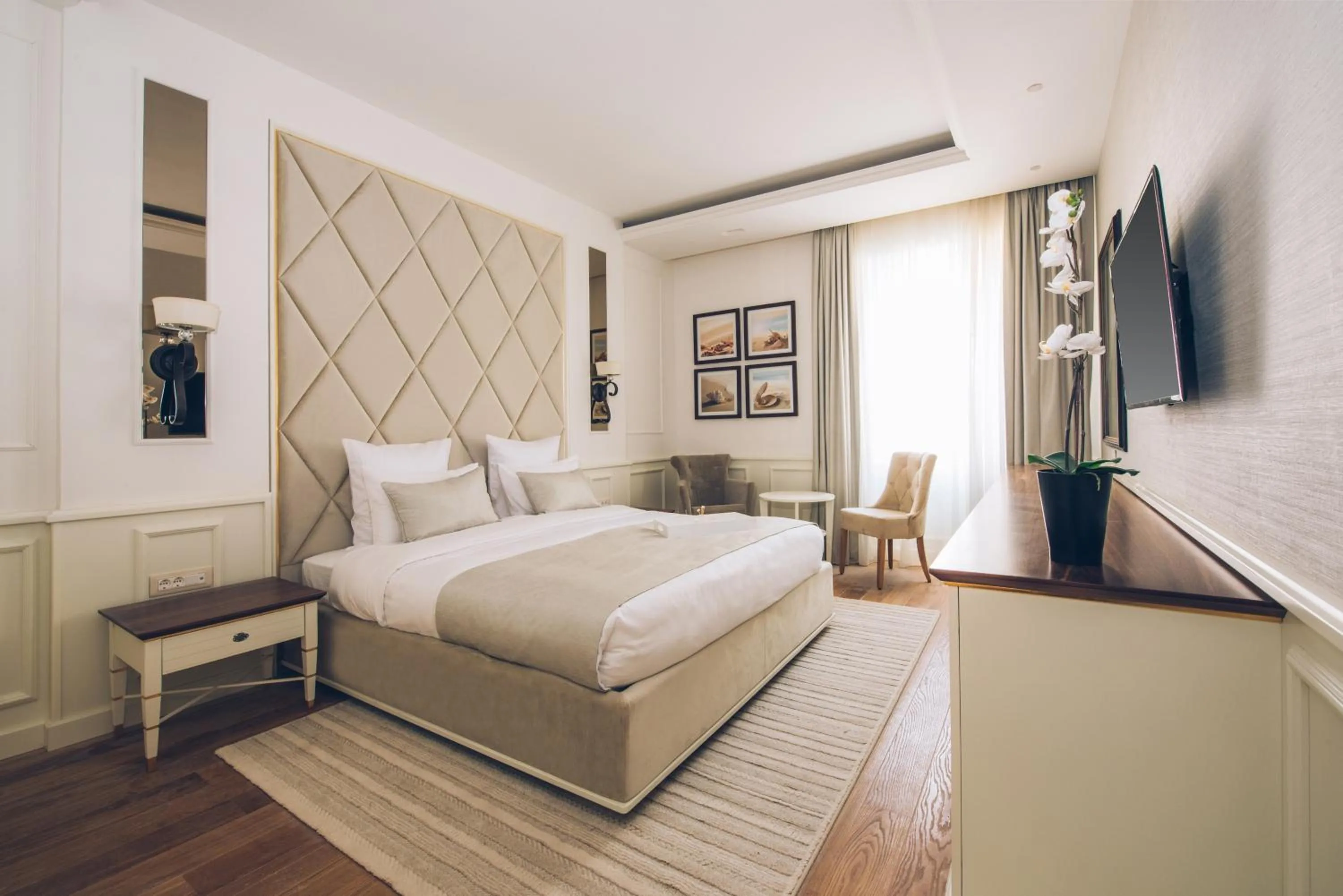 Bedroom, Bed in Heritage Grand Perast By Rixos