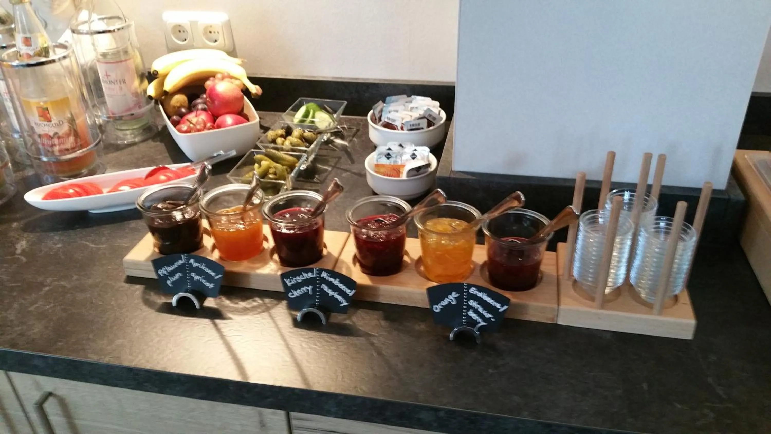 Buffet breakfast in Hotel An der Altstadt