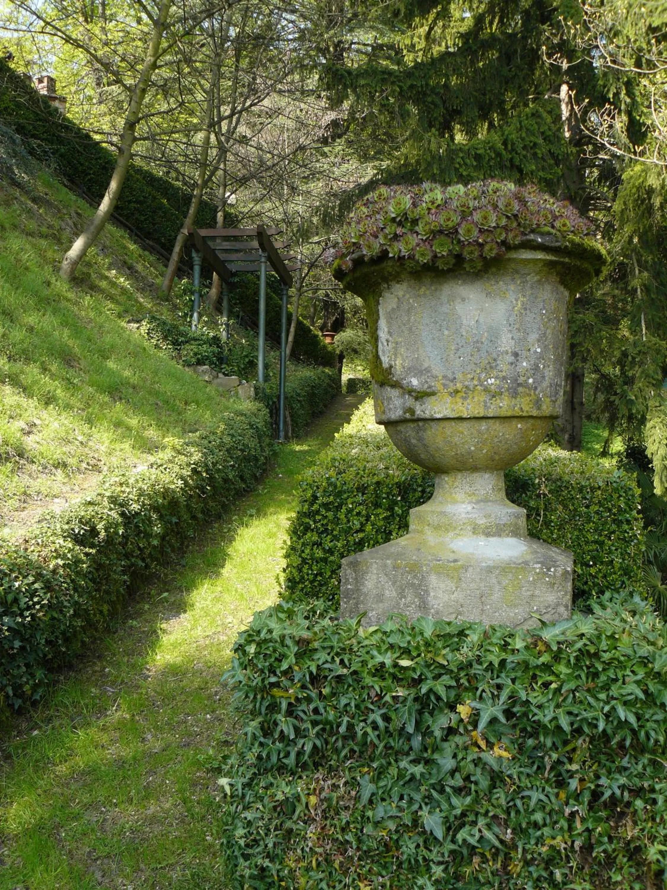 Garden in Dimora Storica La Corte Delle 4 Stagioni
