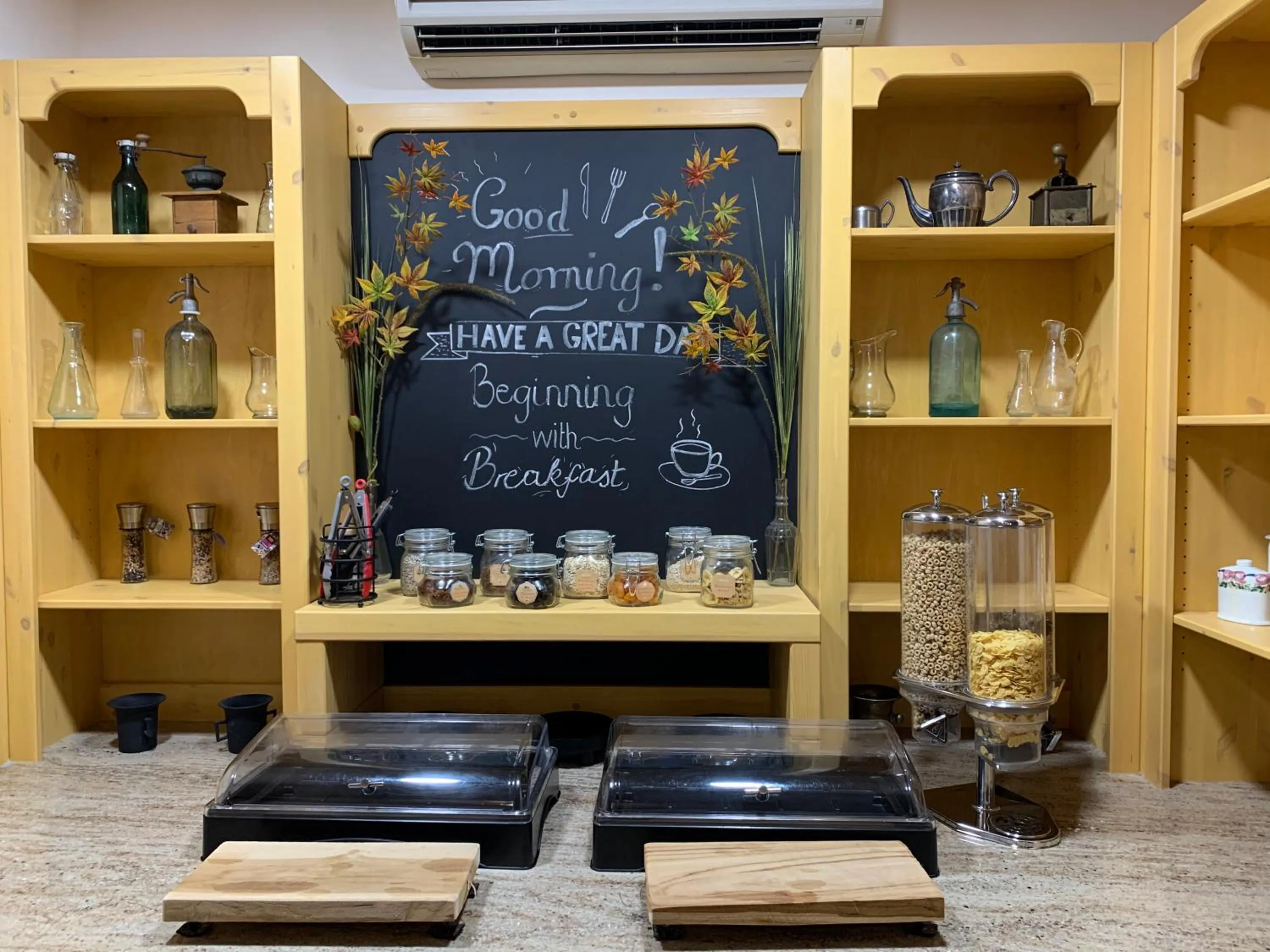 Restaurant/places to eat in Nimród Hotel és Ètterem