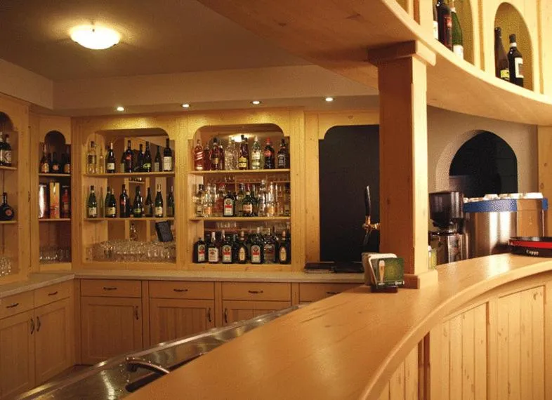 Restaurant/places to eat in Nimród Hotel és Ètterem