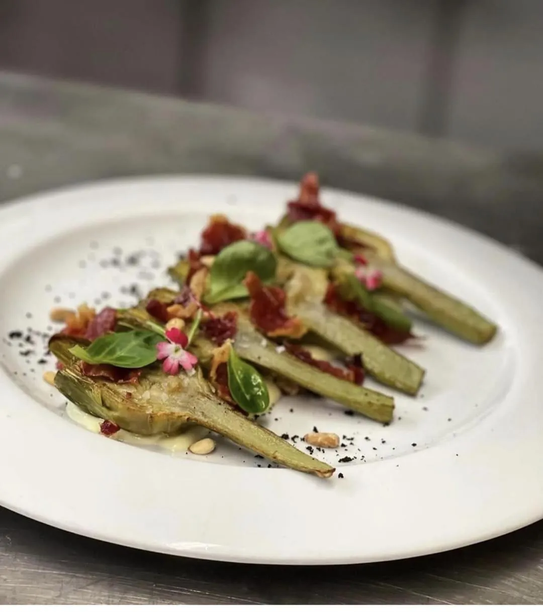 Restaurant/places to eat in Hotel Olajauregi