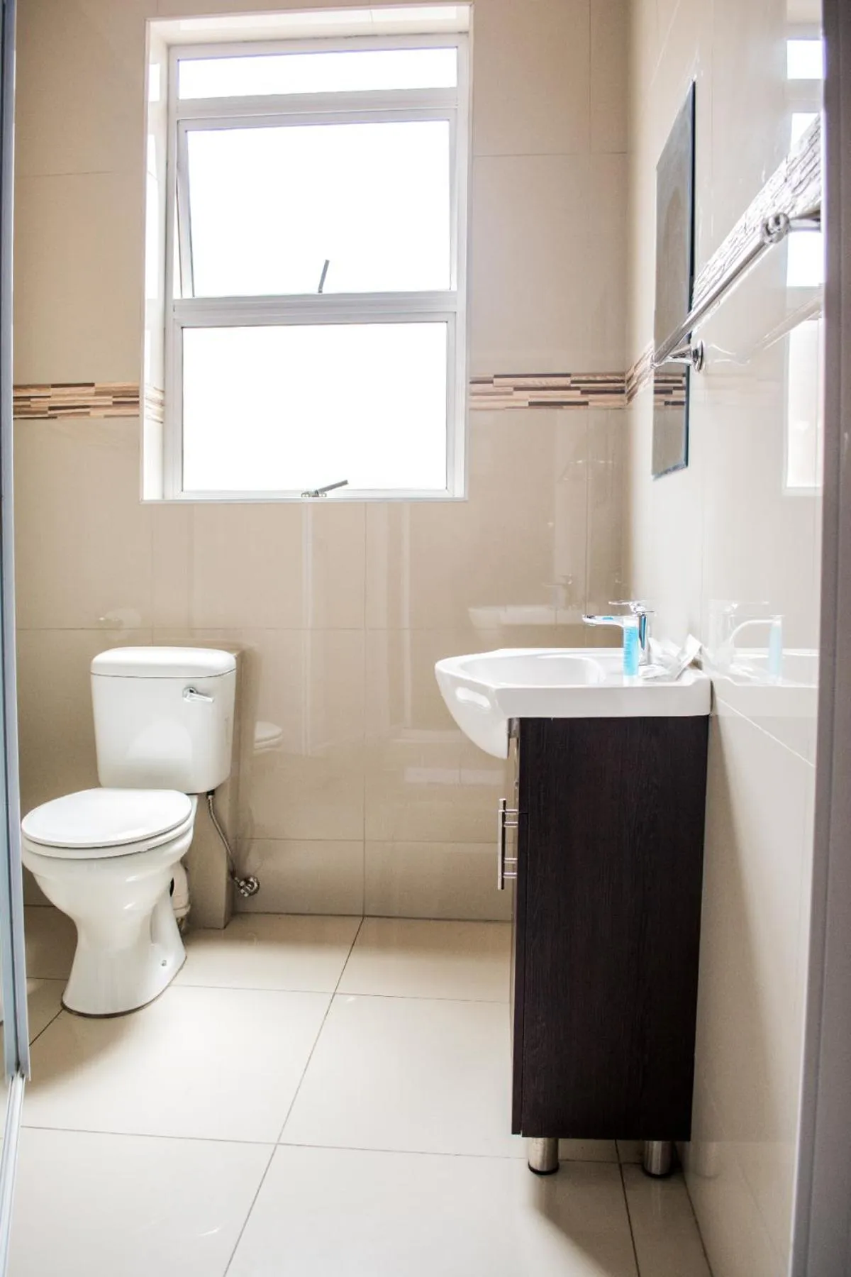 Toilet in Bayside Hotel Pietermaritzburg