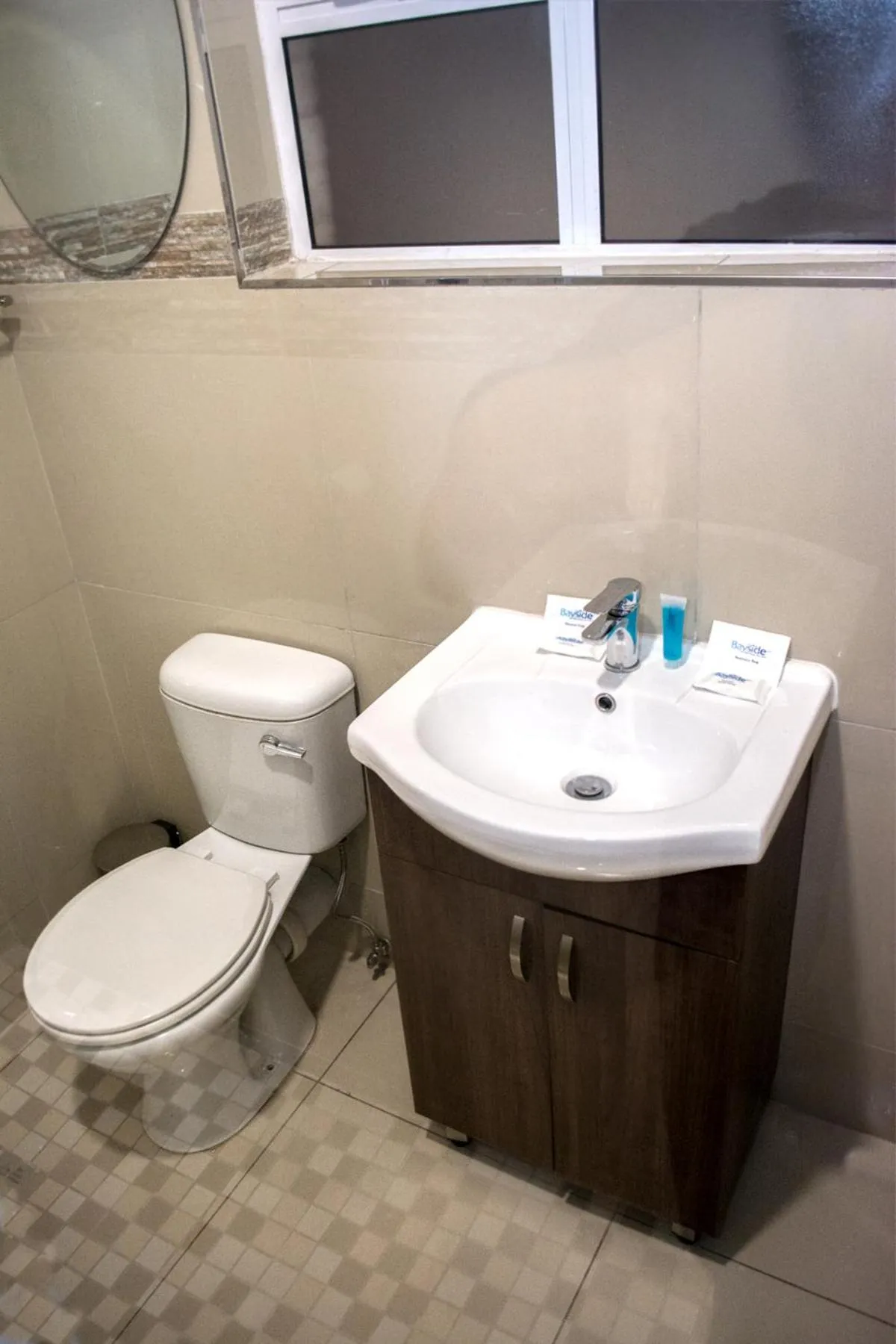 Toilet in Bayside Hotel Pietermaritzburg